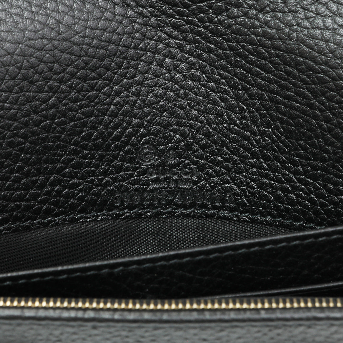 Exclusive Gucci Black Pebbled Calfskin Soho Wallet on Chain — Detail View