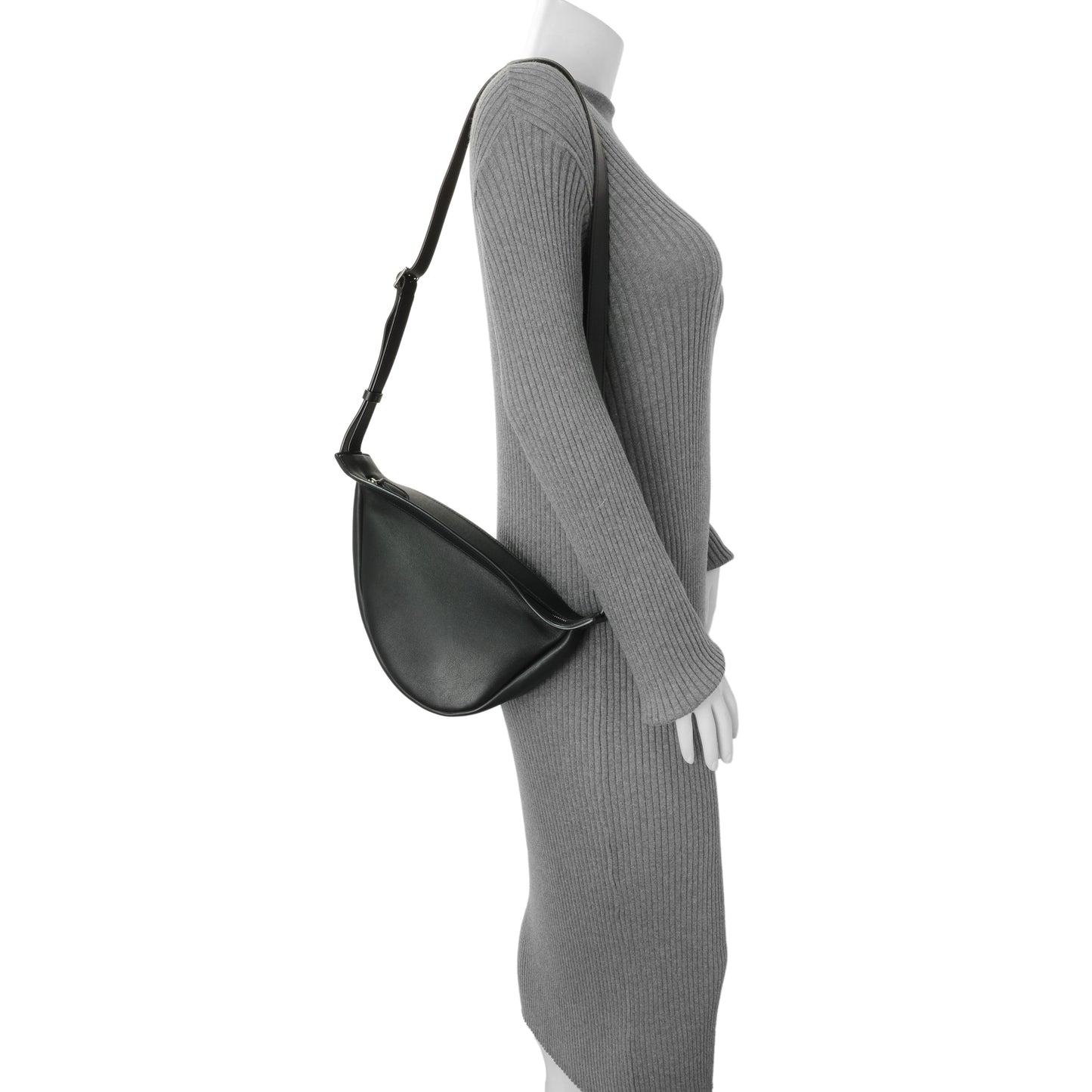 Exclusive The Row Grained Calfskin Small Slouchy Banana Bag — Alternate View 7