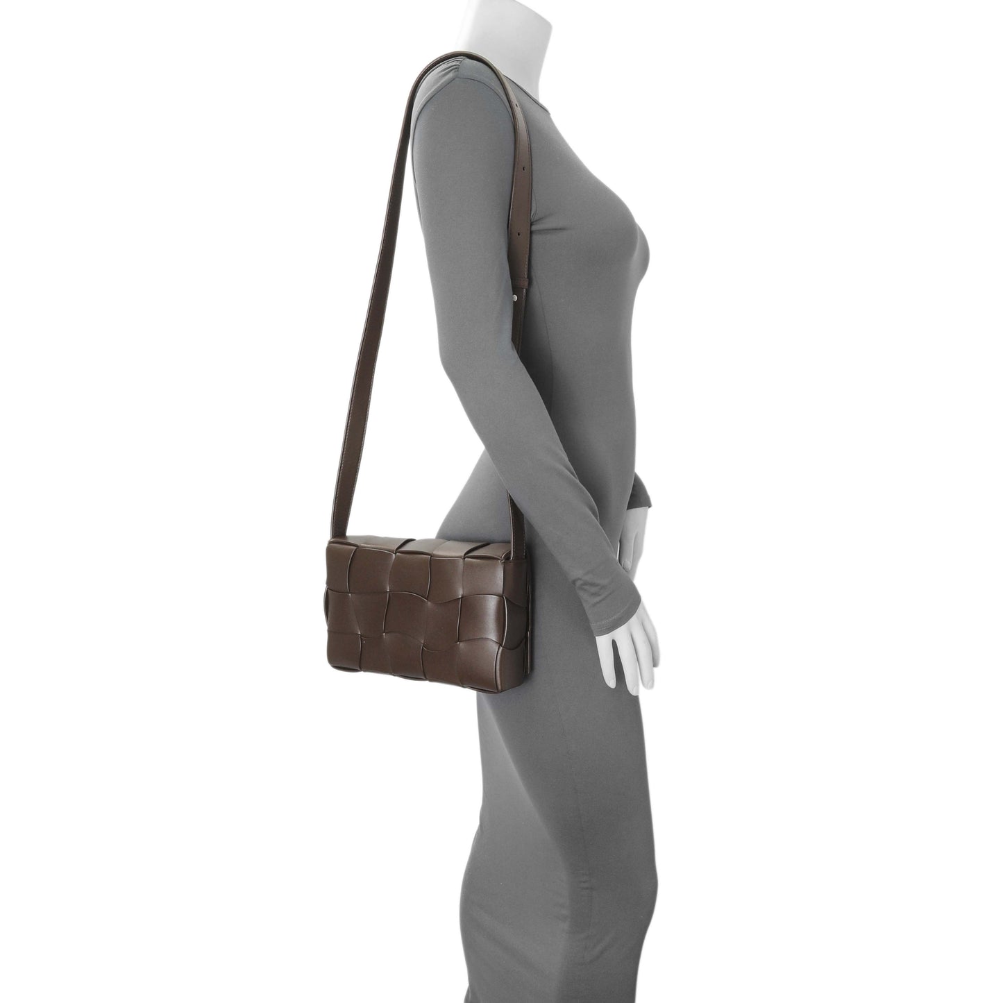 Exclusive Bottega Veneta Brown Lambskin Maxi Urban Wave Intrecciato Cassette Crossbody Bag — Alternate View 7