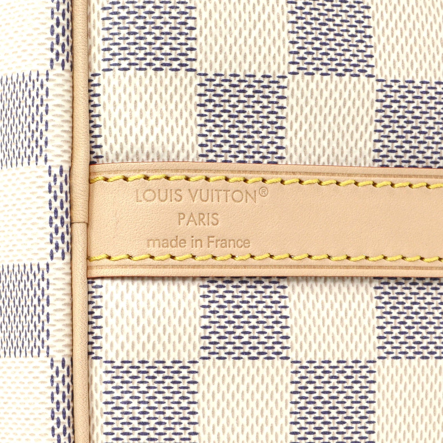 Exclusive Louis Vuitton Damier Azur Speedy Bandouliere 25 — Detail View