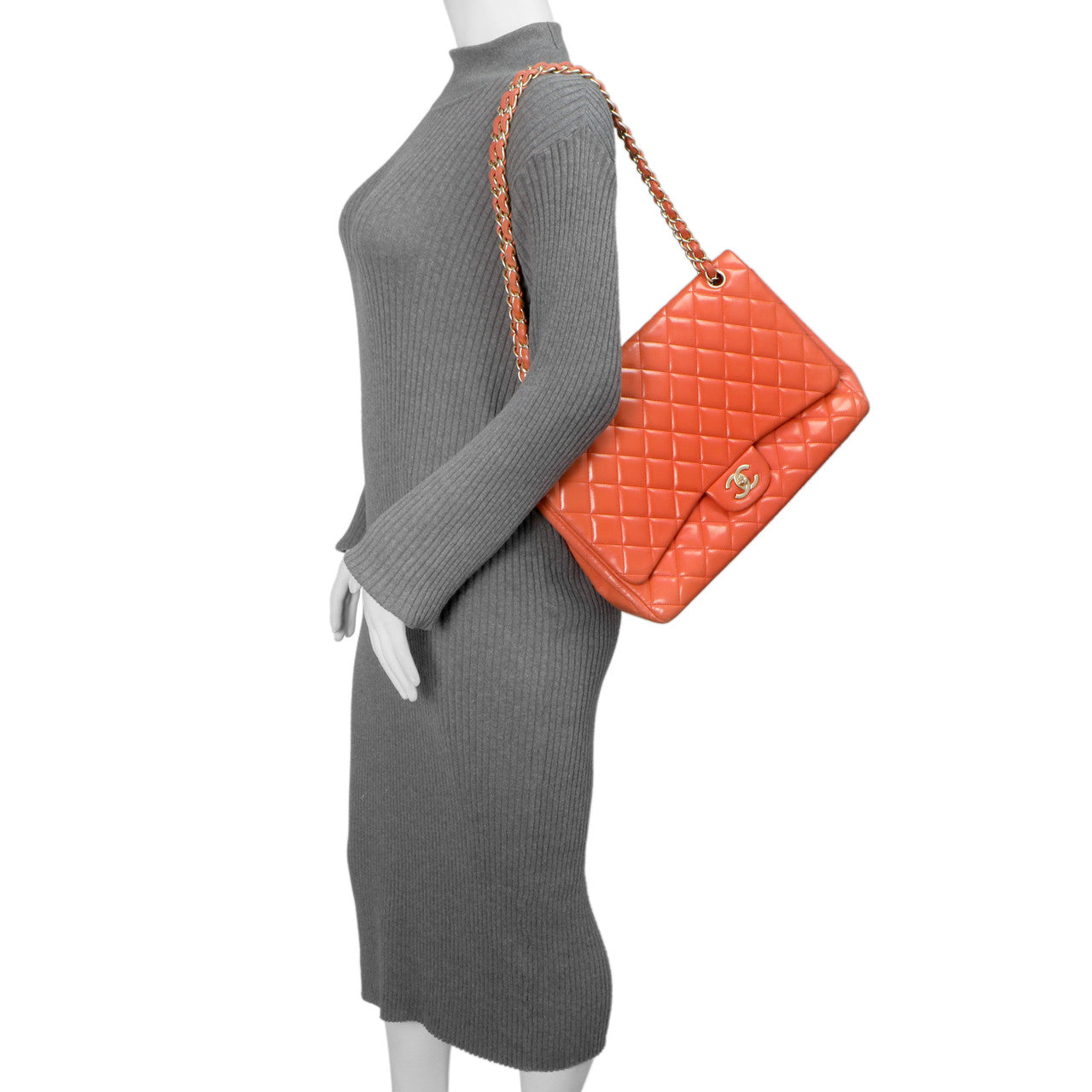 Exclusive Chanel Coral Quilted Lambskin Maxi Classic Single Flap — Alternate View 15