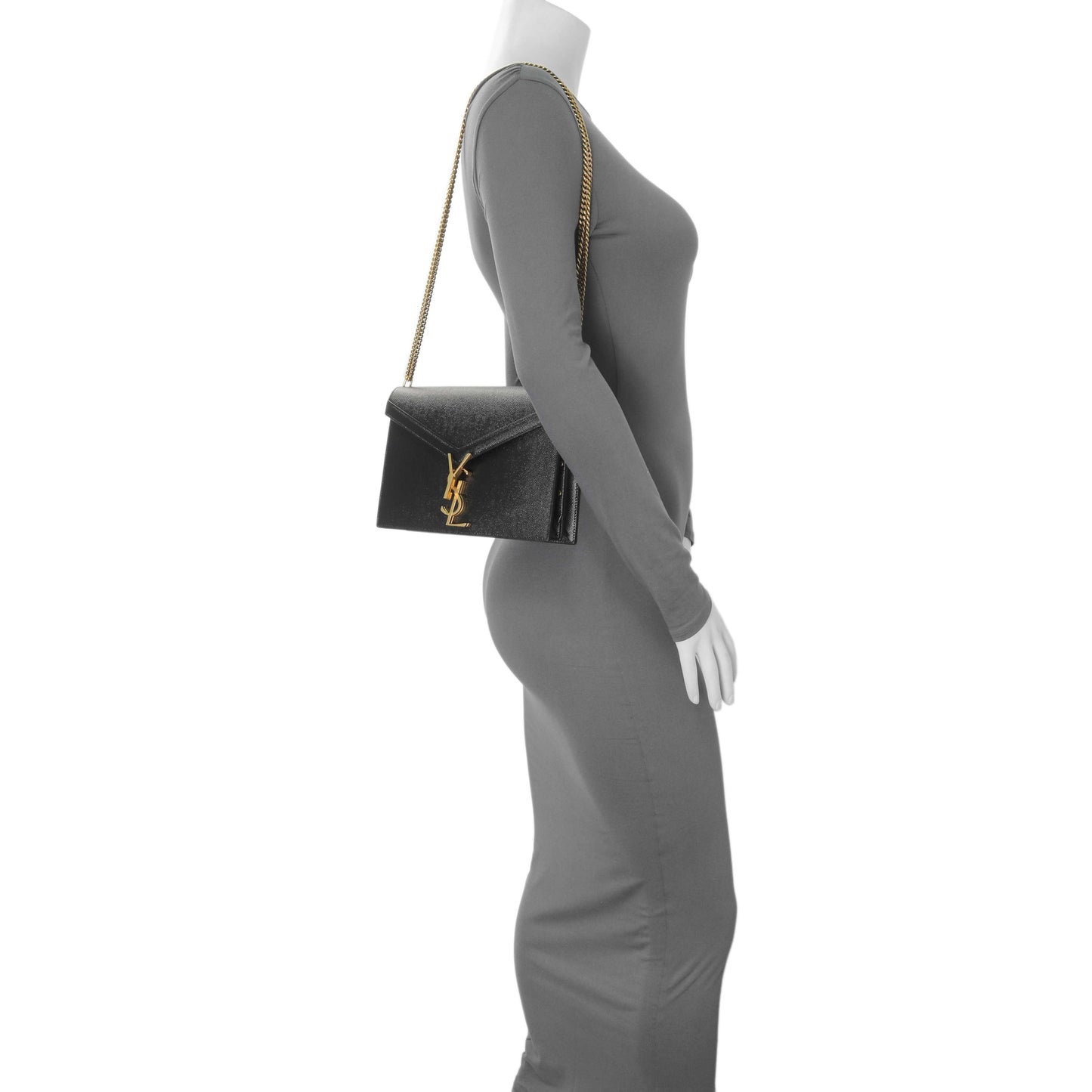 Exclusive Saint Laurent Black Grain De Poudre Monogram Cassandra Clasp Bag — Alternate View 7