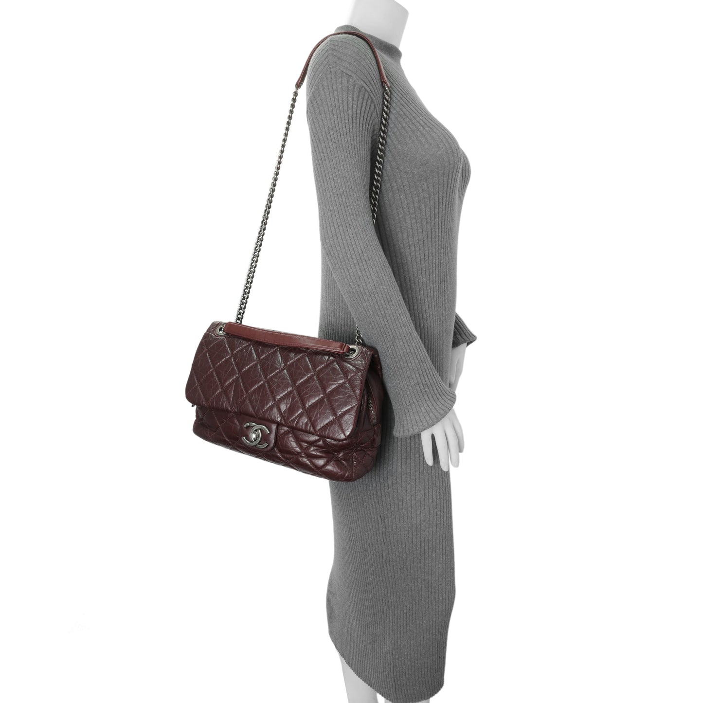 Exclusive Chanel Burgundy Aged Calfskin Portobello Flap — Alternate View 9