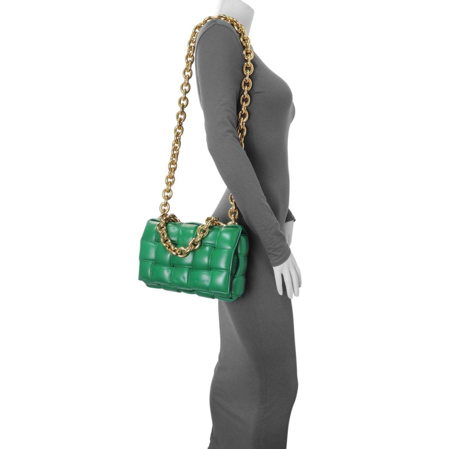 Exclusive Bottega Veneta Green Lambskin Maxi Intreccio Padded Chain Cassette Crossbody Bag — Alternate View 7