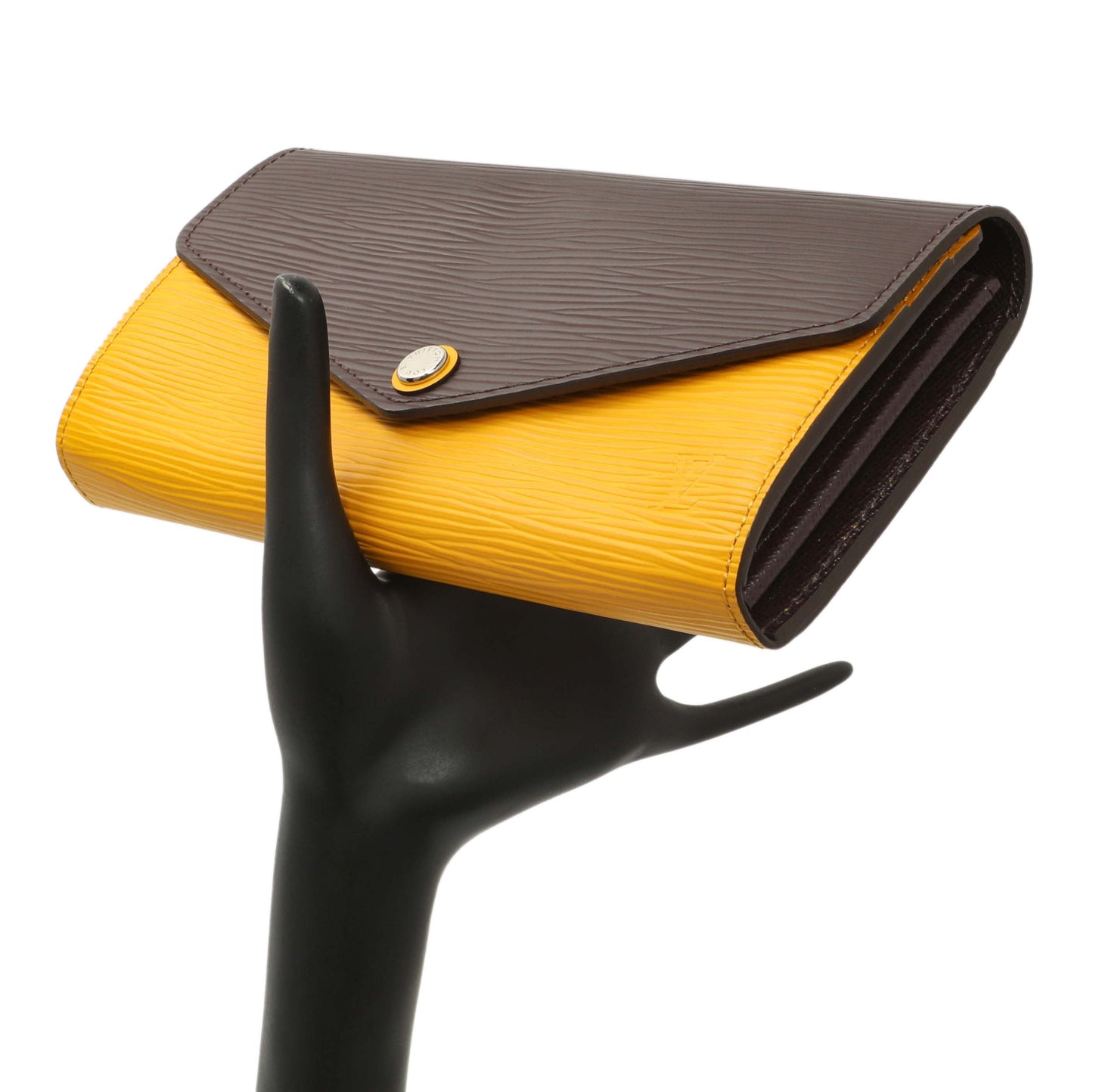 Exclusive Louis Vuitton Citron Cassis Epi Sarah Wallet NM — Lifestyle View
