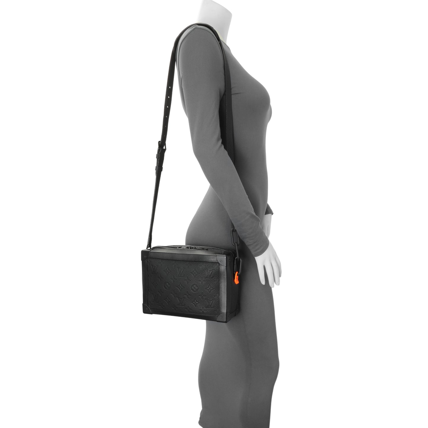 Exclusive Louis Vuitton Taurillon Monogram Solar Ray Soft Trunk Black — Alternate View 12