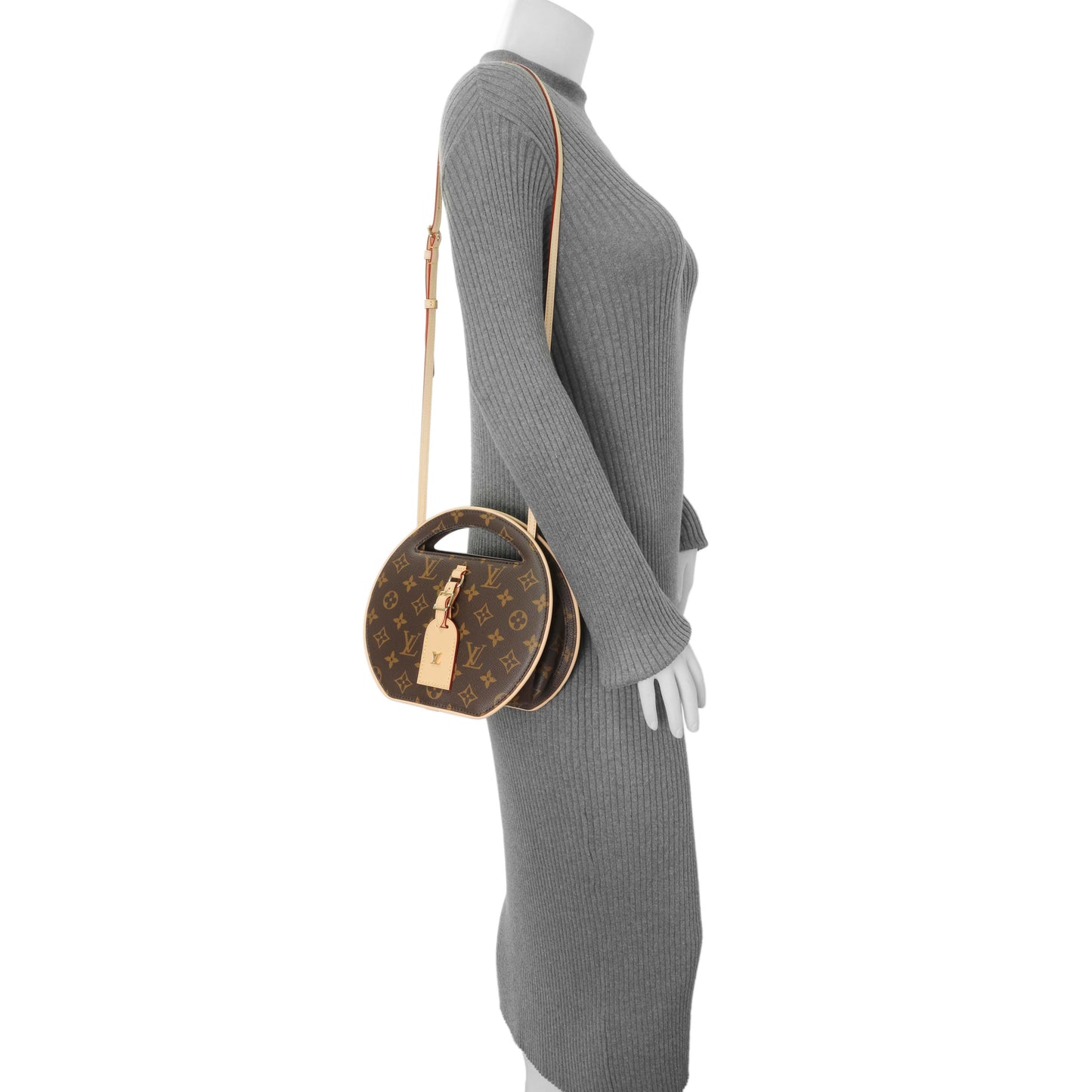 Exclusive Louis Vuitton Monogram Around Me PM — Lifestyle View