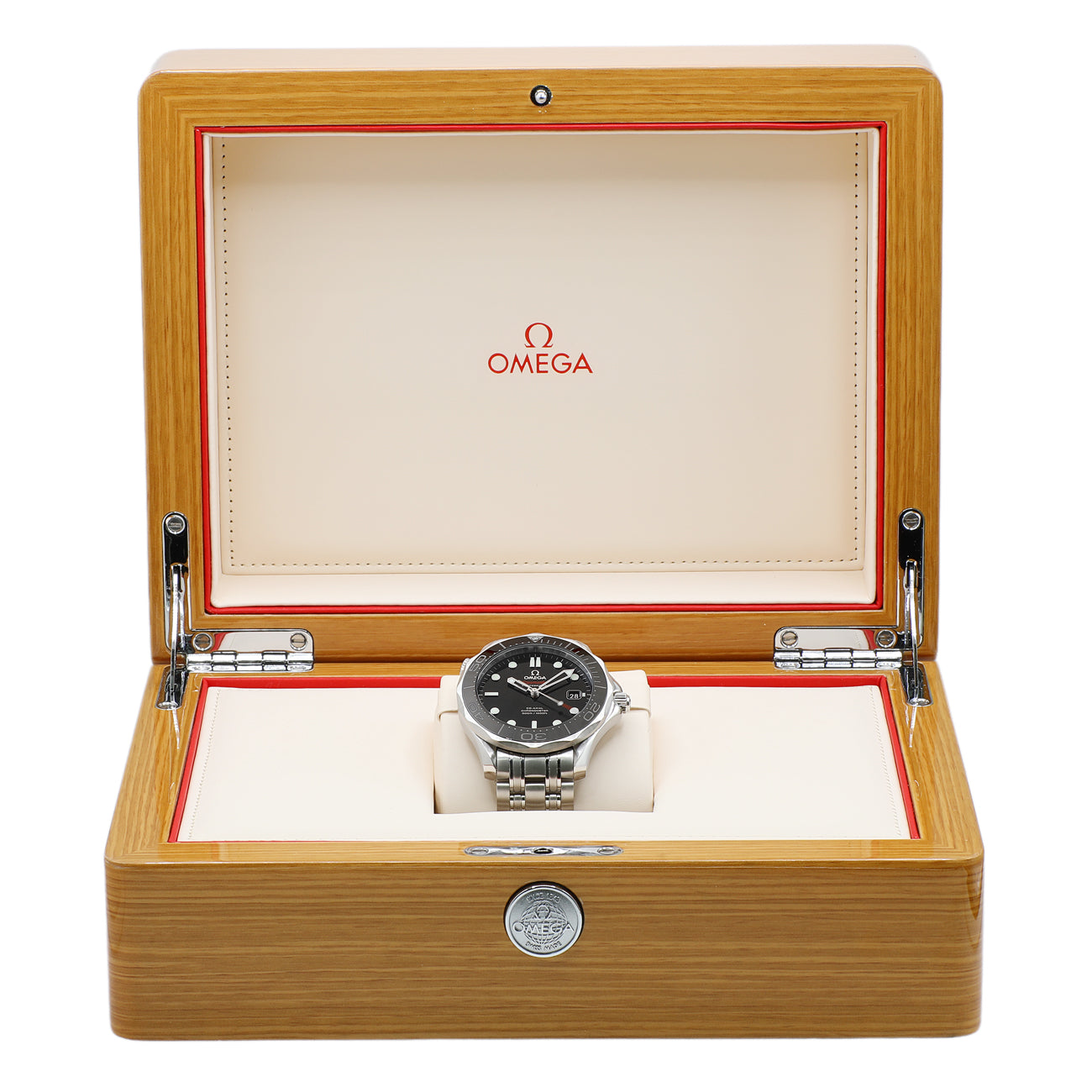 Exclusive Omega Stainless Steel Seamaster 300M Diver 212.30.41.20.01.003 — Detail View