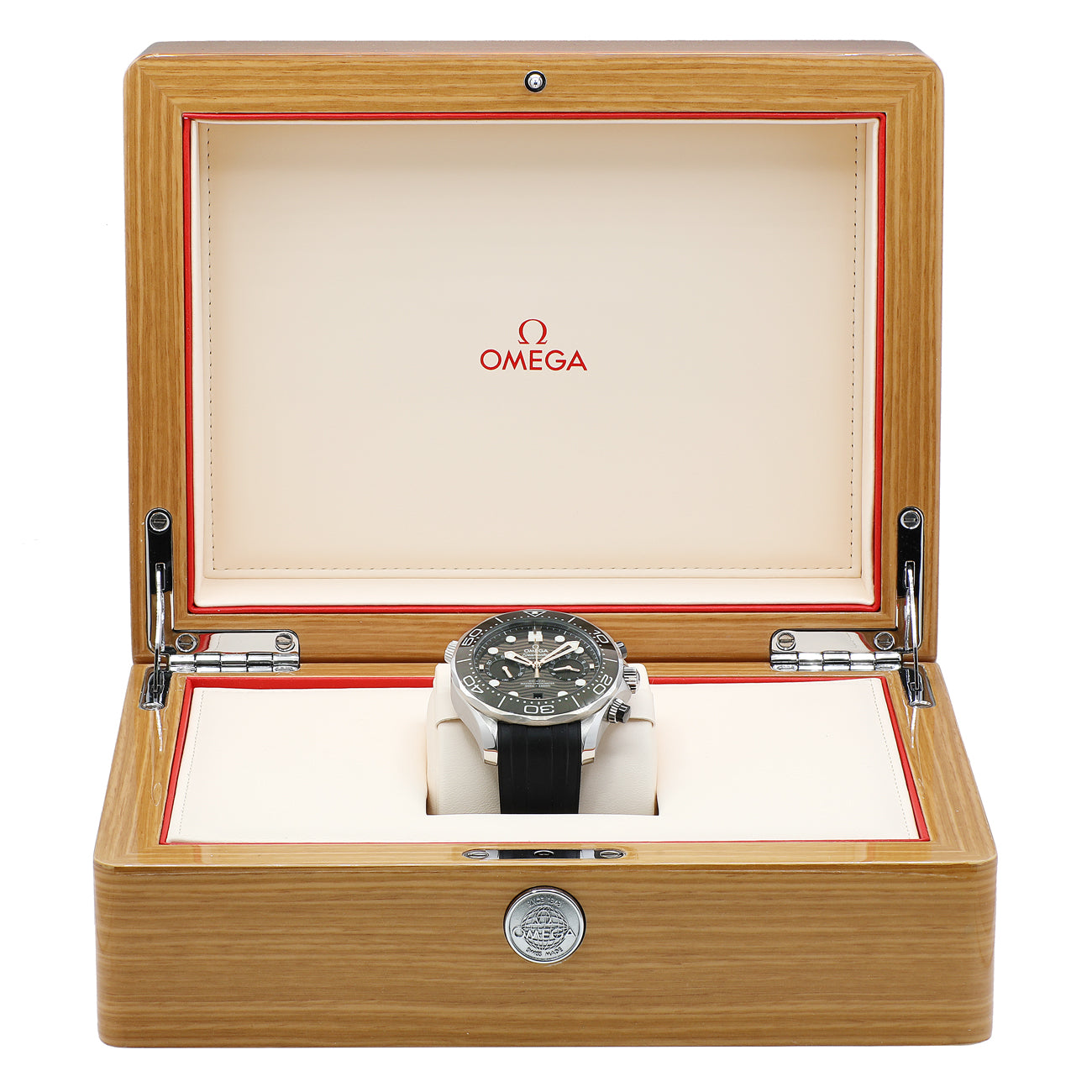 Exclusive Omega Stainless Steel Seamaster Diver 300m Chronograph 210.32.44.51.01.001 — Detail View