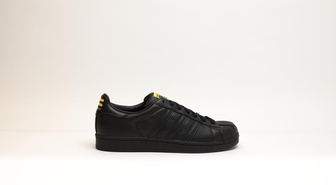 Exclusive adidas Originals Superstar Supershell MR x Pharrell "Black" — 3.5 — Front View