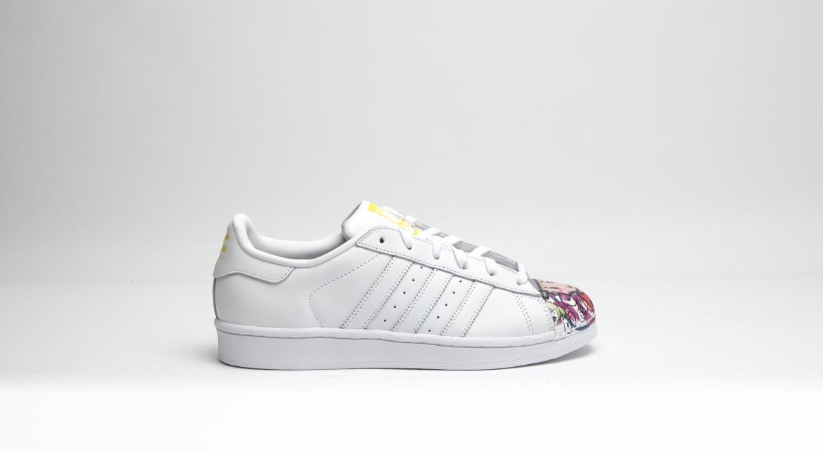 Exclusive adidas Originals Superstar Supershell x Pharrell "White Anime" — 3.5 — Front View
