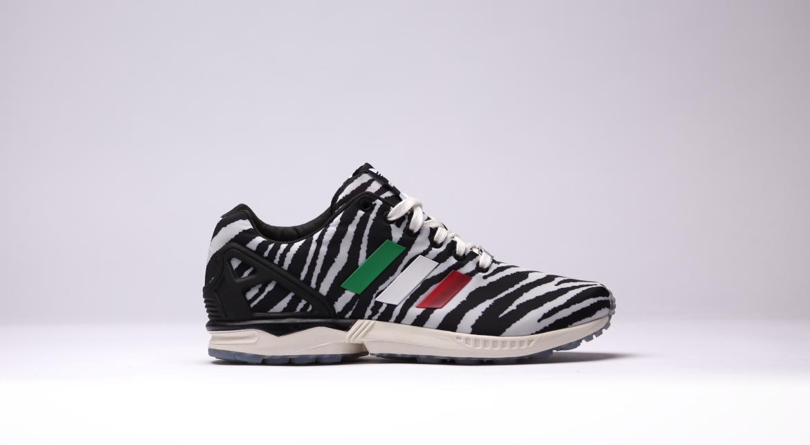 Exclusive adidas Originals ZX Flux "Italia" — 3.5 — Front View
