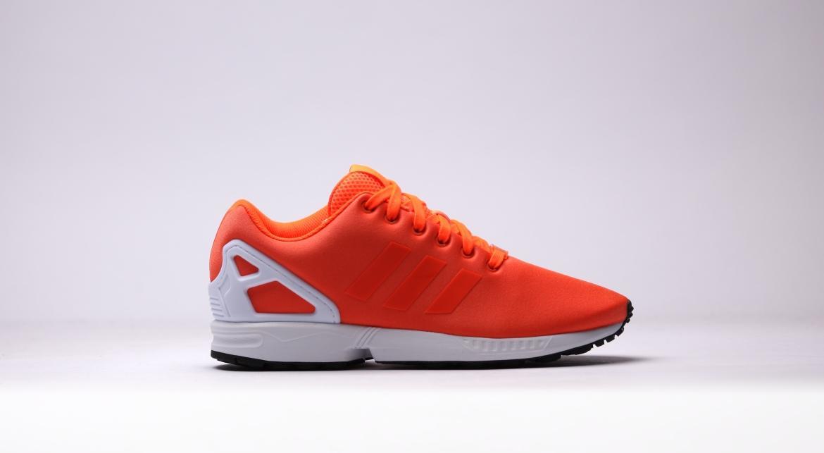 Exclusive adidas Originals ZX Flux "Solar Orange" — 3.5 — Front View
