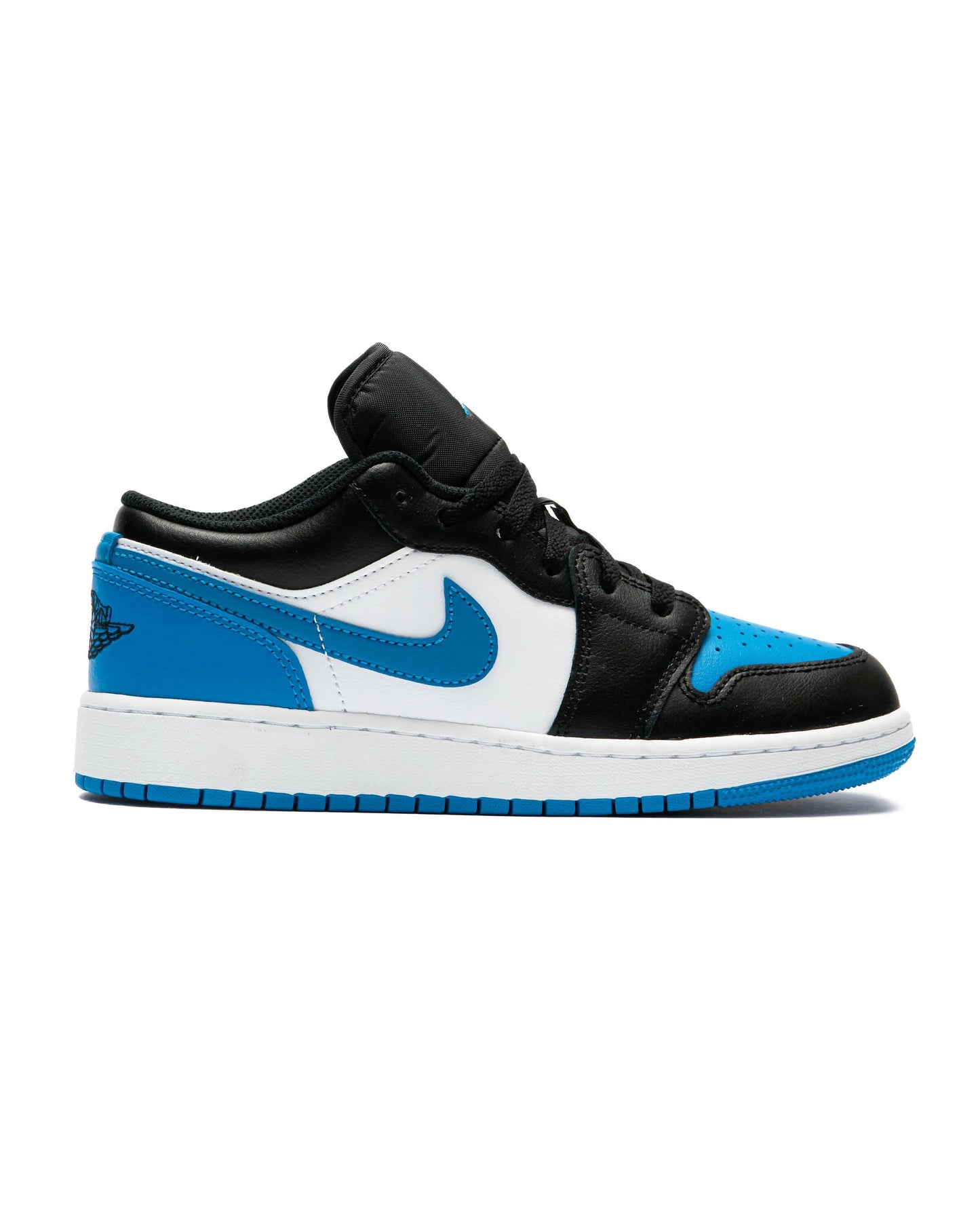 Exclusive AIR JORDAN 1 LOW (GS) — 3.5Y — Front View