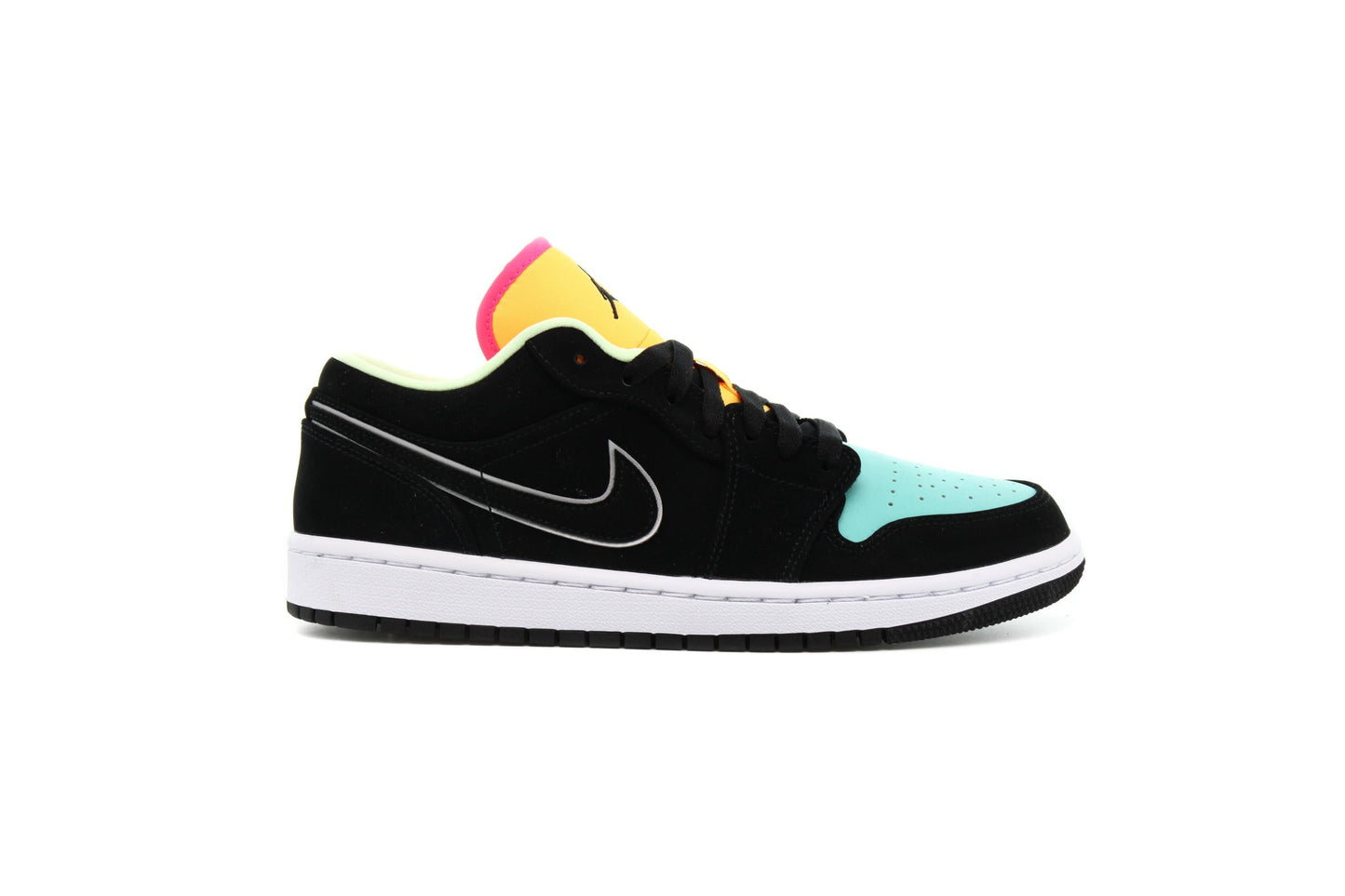 Exclusive Air Jordan 1 LOW SE "BLACK" — 3.5 — Front View