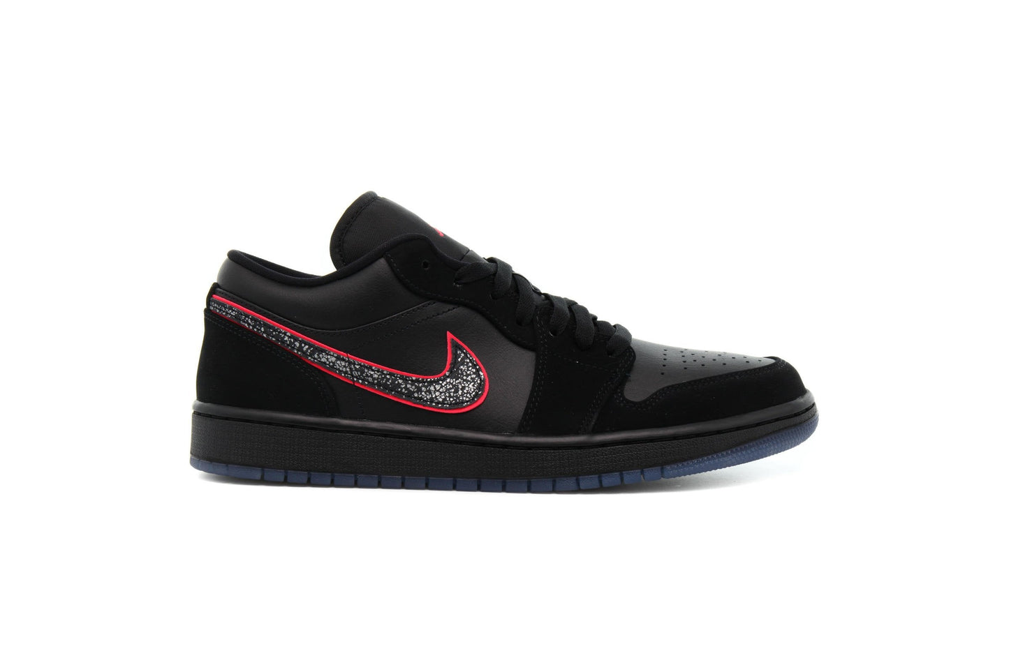 Exclusive Air Jordan 1 LOW SE "BLACK" — 3.5 — Front View