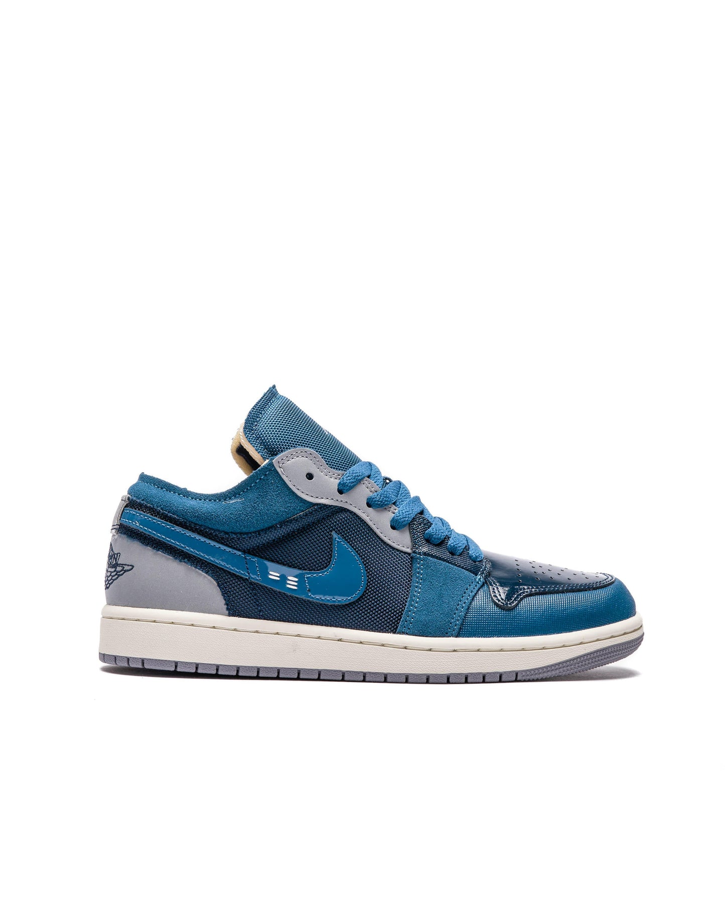 Exclusive Air Jordan 1 LOW SE CRAFT — 3.5 — Front View