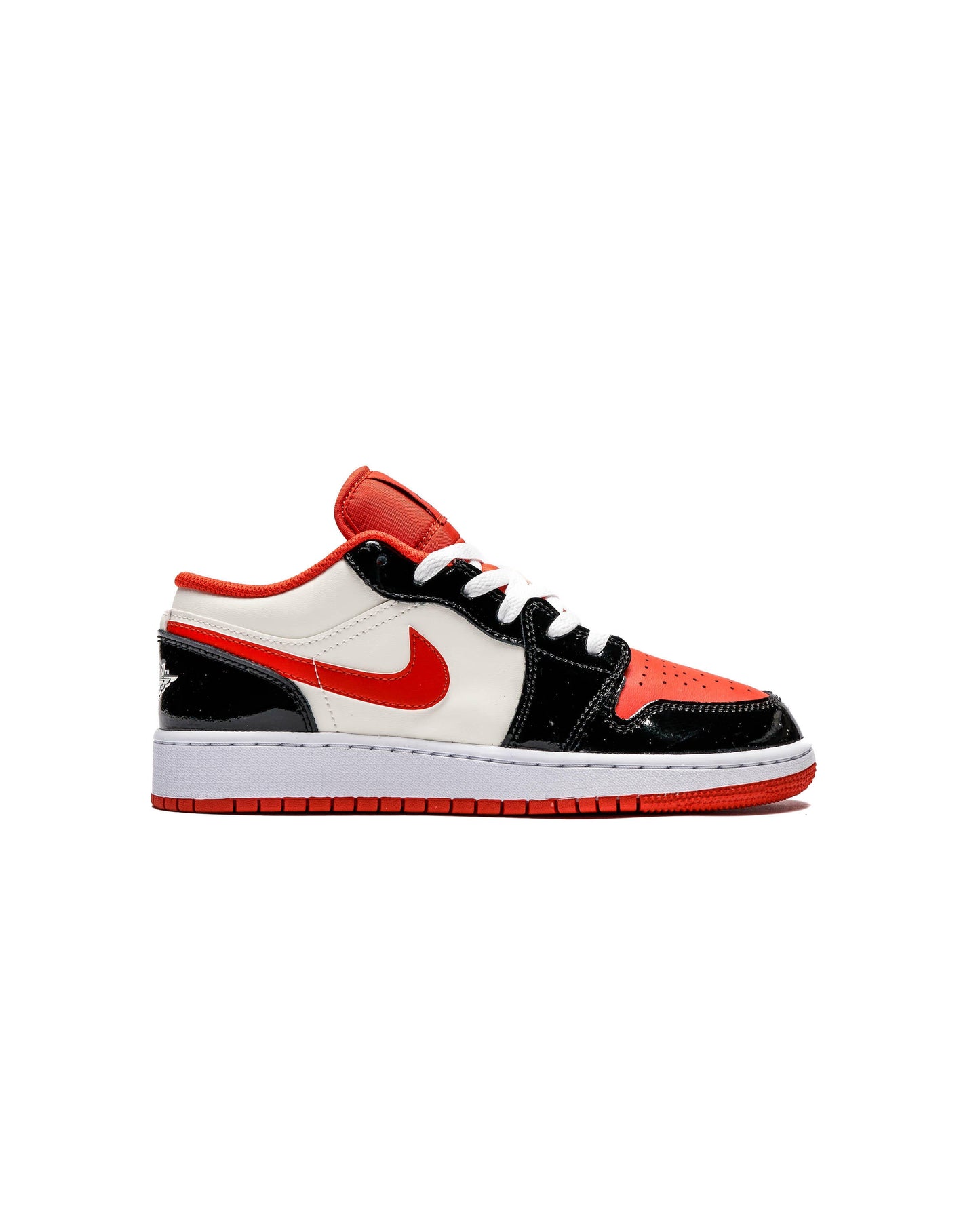 Exclusive Air Jordan 1 Low SE (GS) — 3.5Y — Front View