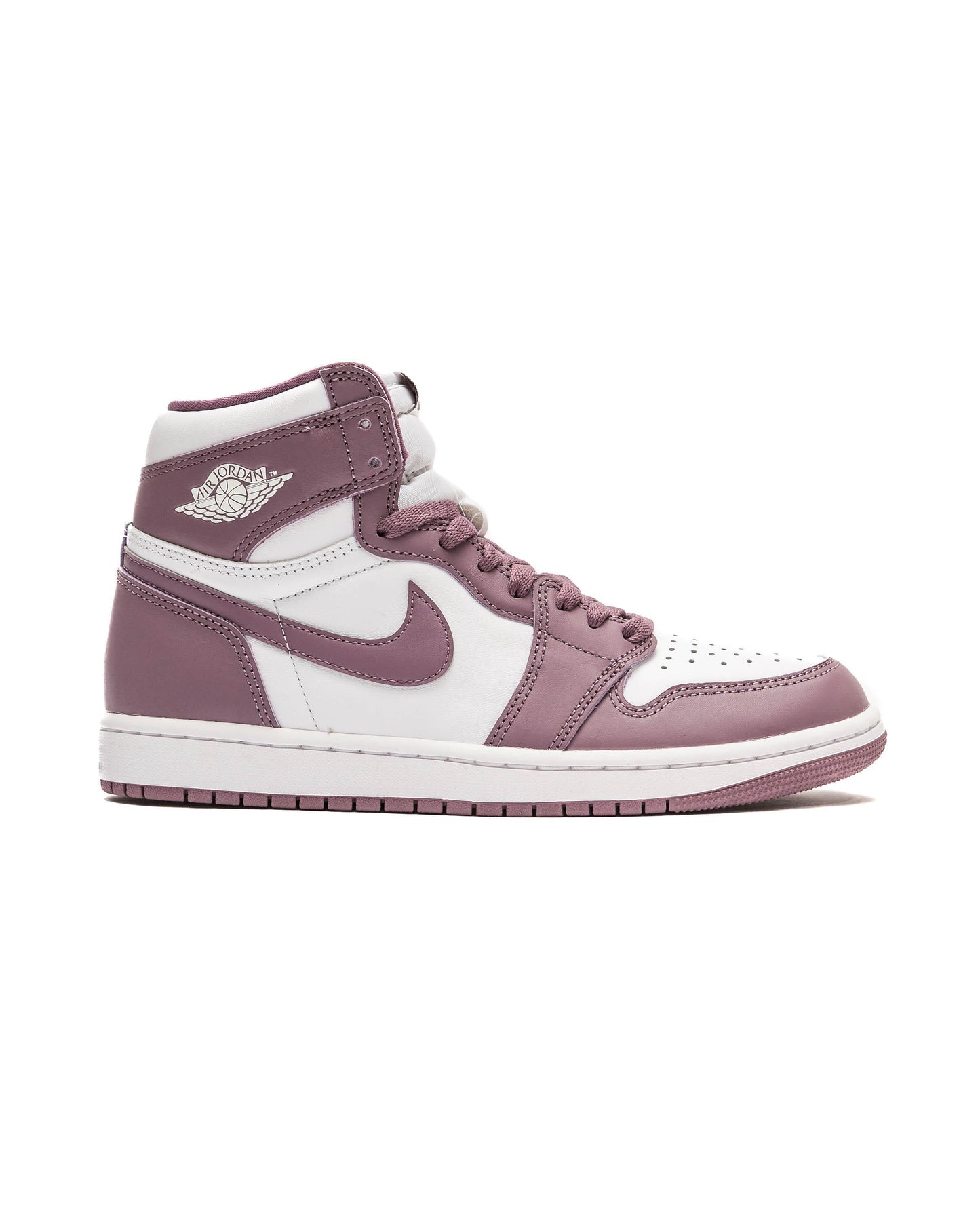 Exclusive Air Jordan 1 RETRO HIGH OG — 3.5 — Front View