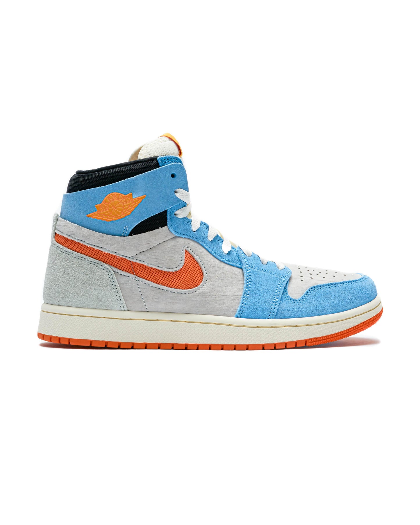 Exclusive AIR JORDAN 1 ZOOM AIR CMFT 2 — 3.5 — Front View