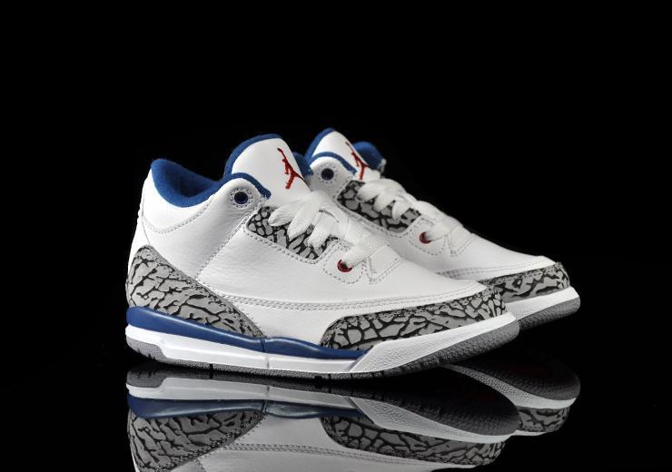 Exclusive Air Jordan 3 Retro (PS) — 1.5Y — Front View