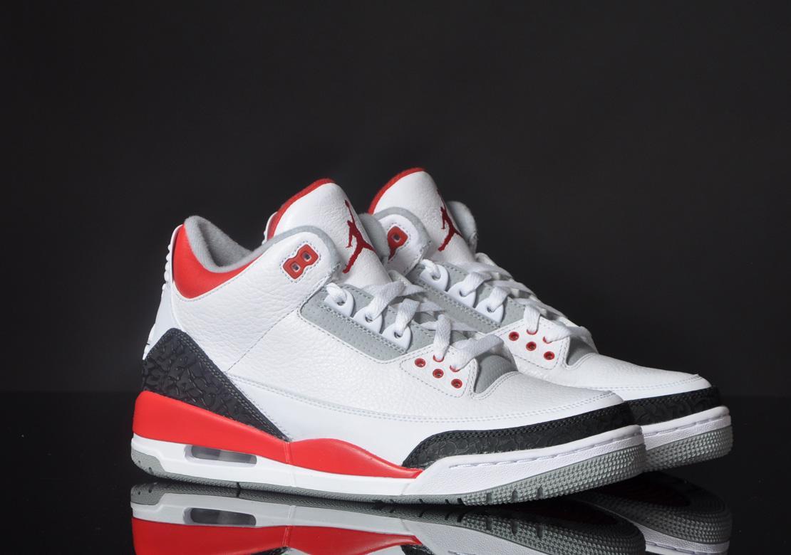 Exclusive Air Jordan 3 Retro — 3.5 — Front View