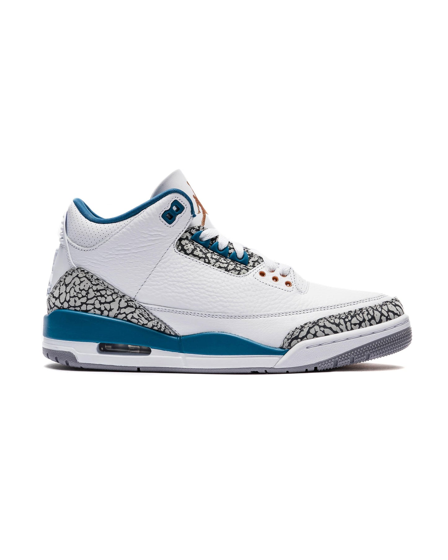 Exclusive Air Jordan 3 Retro 'Wizards' — 3.5 — Front View