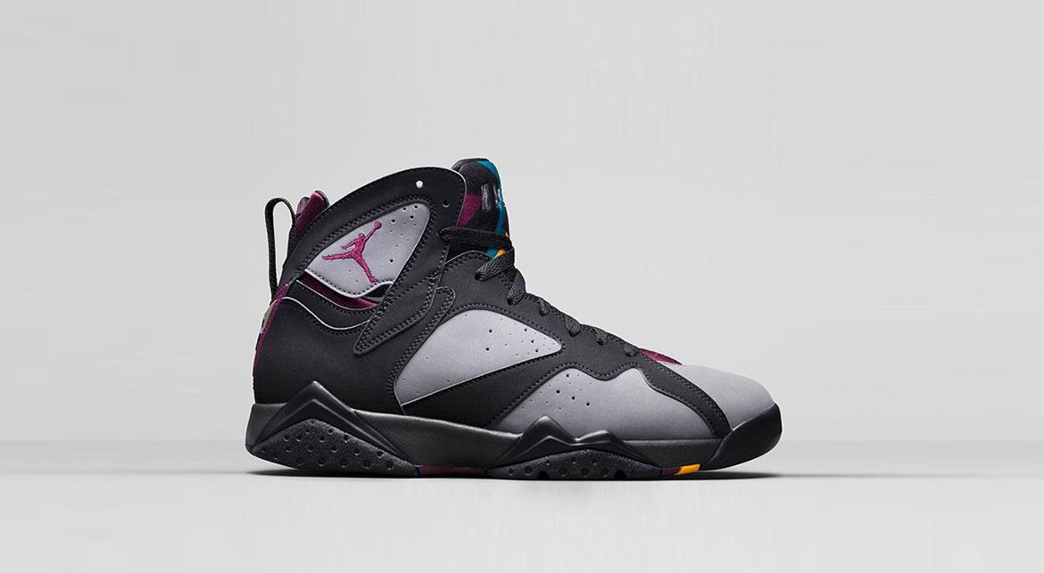 Exclusive Air Jordan 7 Retro "Bordeaux" — 3.5 — Front View