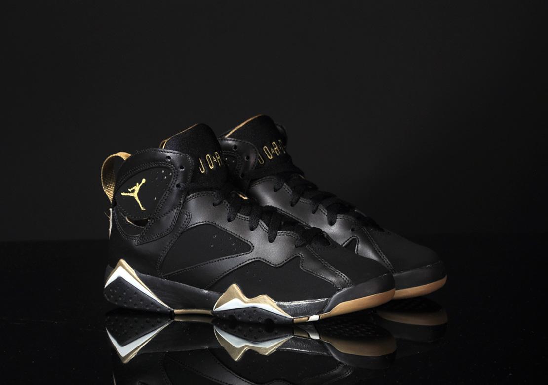 Exclusive Air Jordan 7 Retro (GS) — 3.5 — Front View