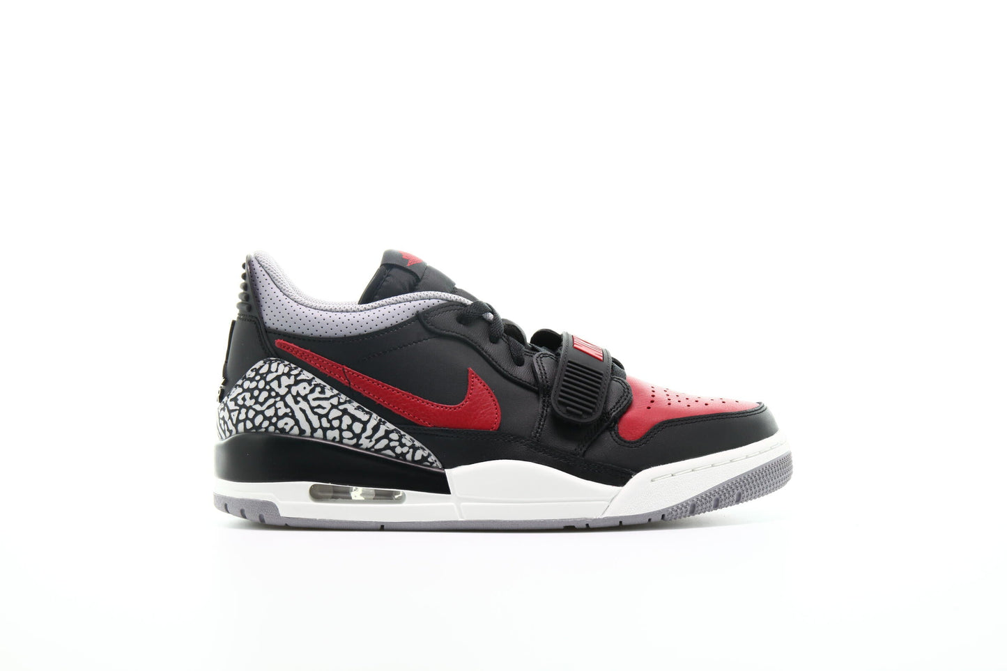 Exclusive Air Jordan Legacy 312 Low "Black" — 3.5 — Front View
