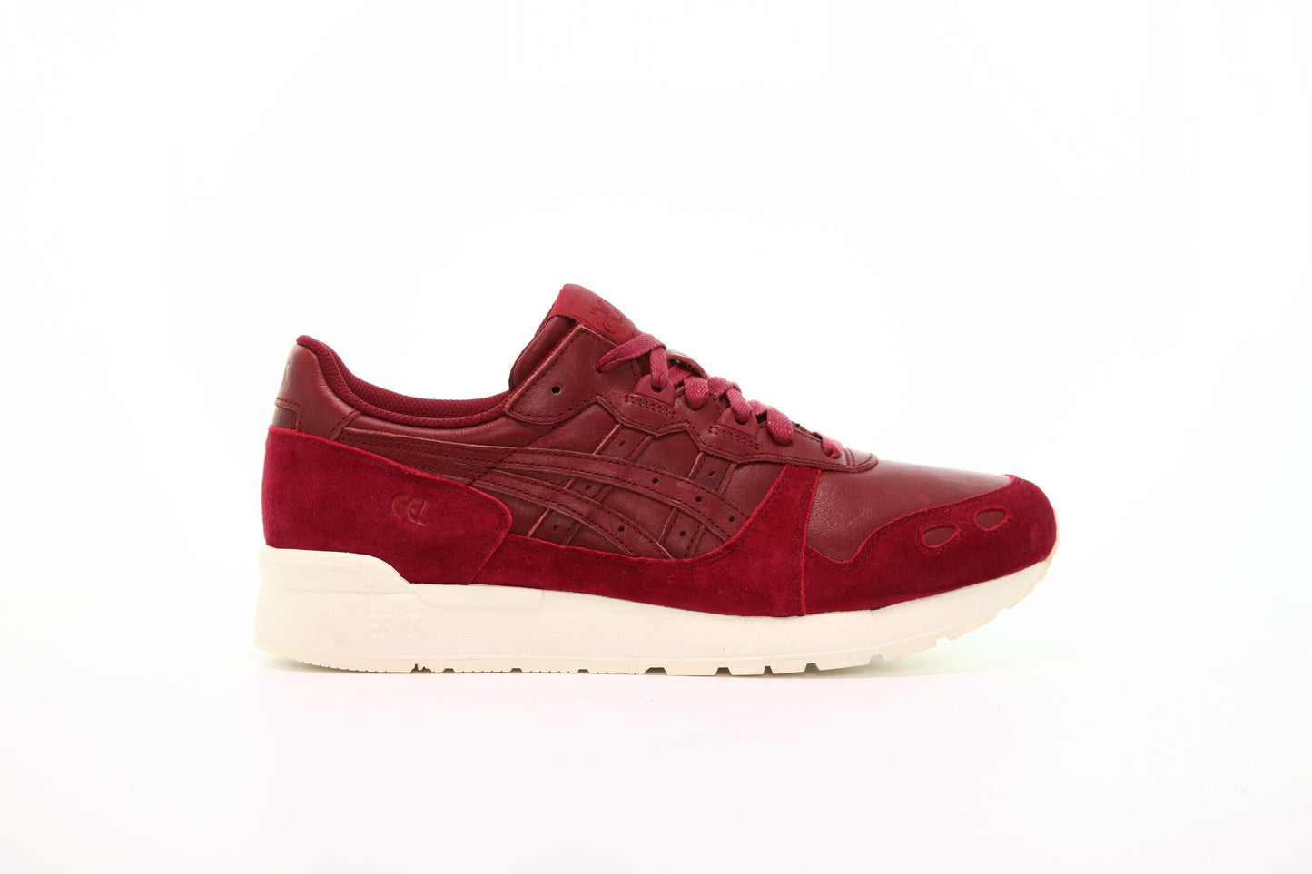 Exclusive Asics GEL-LYTE "Burgundy" — 4 — Front View