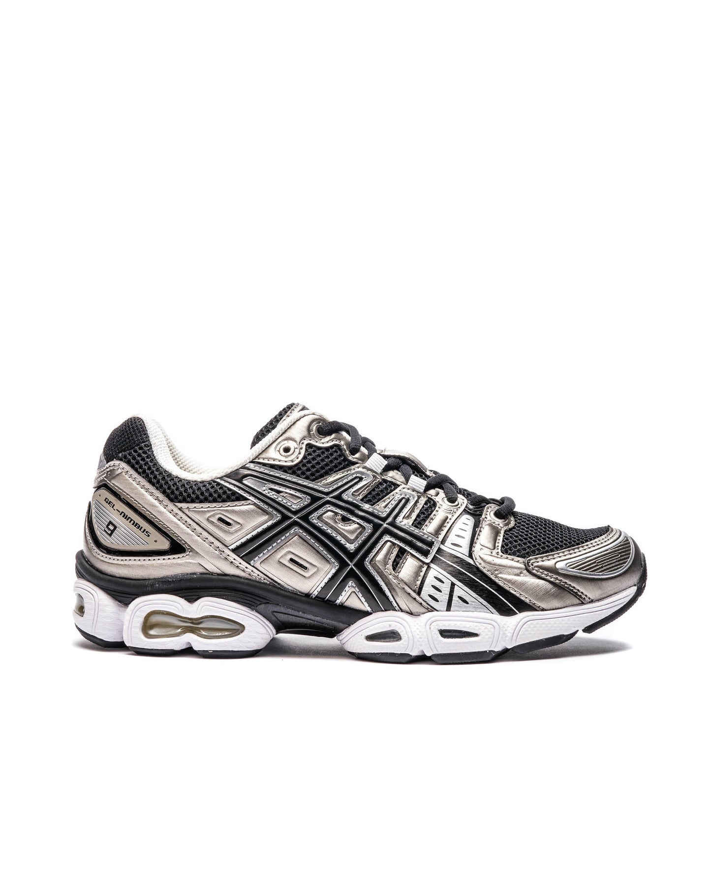 Exclusive Asics GEL-NIMBUS 9 — 4 — Front View