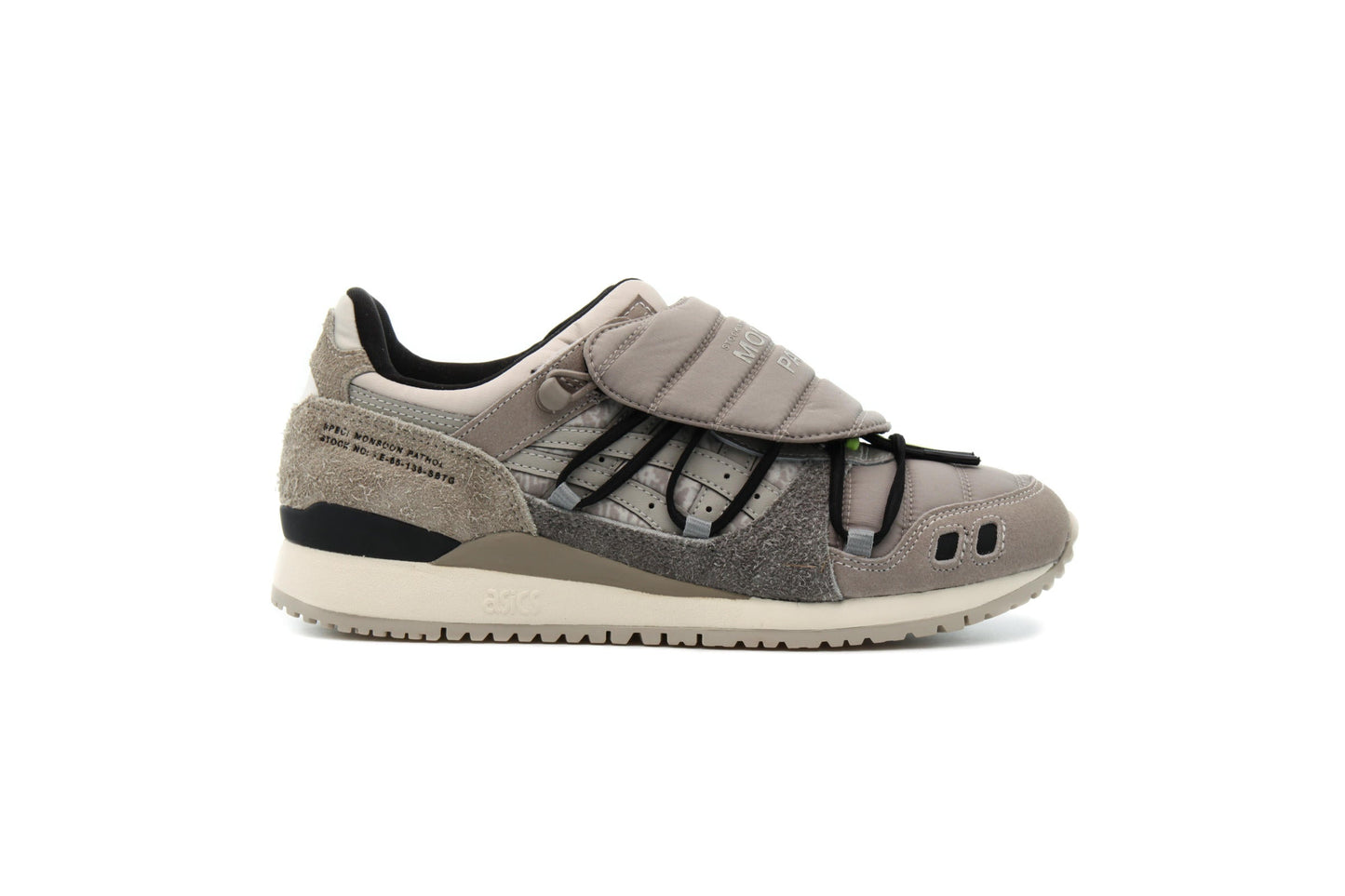 Exclusive ASICS x SBTG x LIMITED EDT. GEL-LYTE III "LICHEN GREEN" — 4 — Front View
