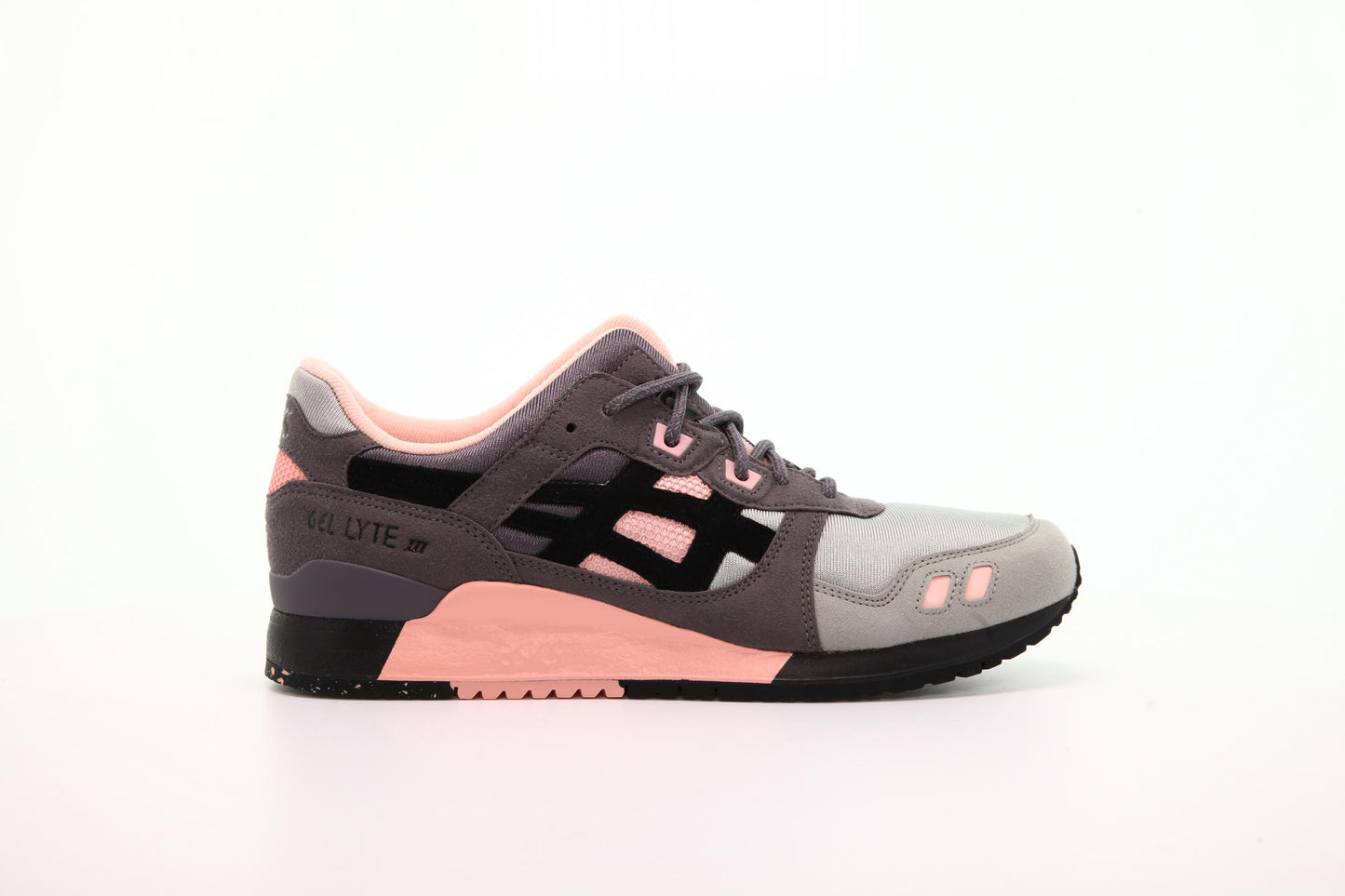 Exclusive Asics x Woei Gel-Lyte III "Apricot" — 4 — Front View