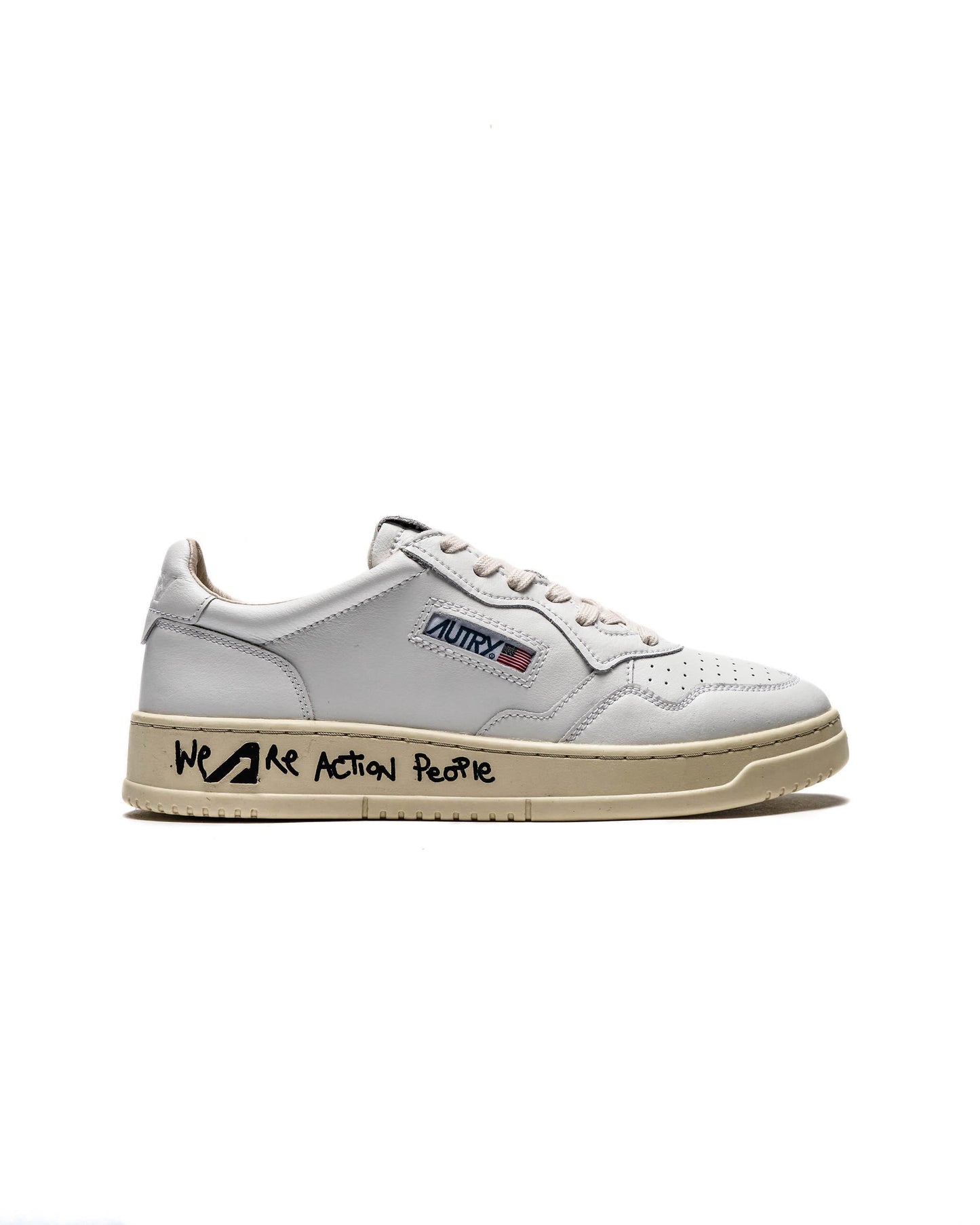 Exclusive Autry Action Shoes MEDALIST LOW — 6 — Front View