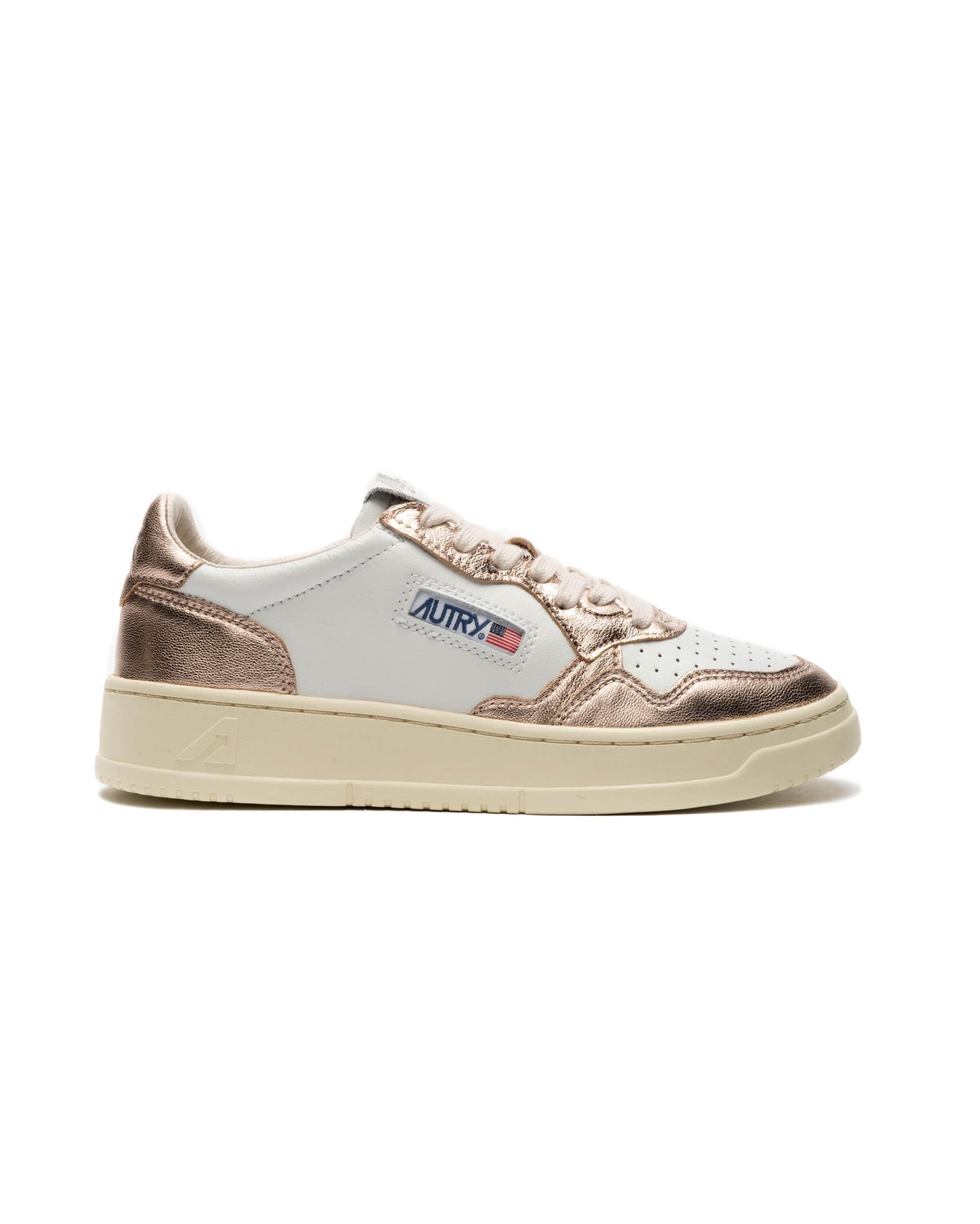 Exclusive Autry Action Shoes WMNS Medalist Low — 5 — Front View