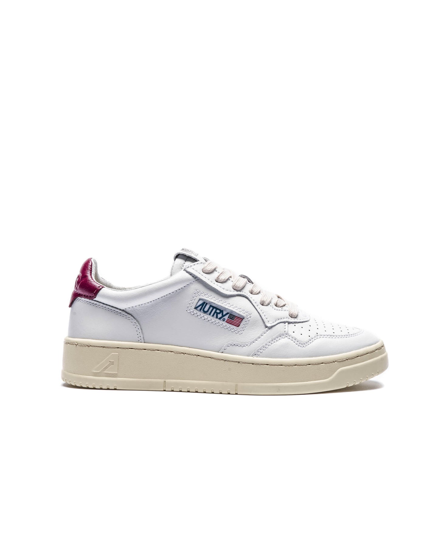 Exclusive Autry Action Shoes Wmns Medalist Low — 5 — Front View