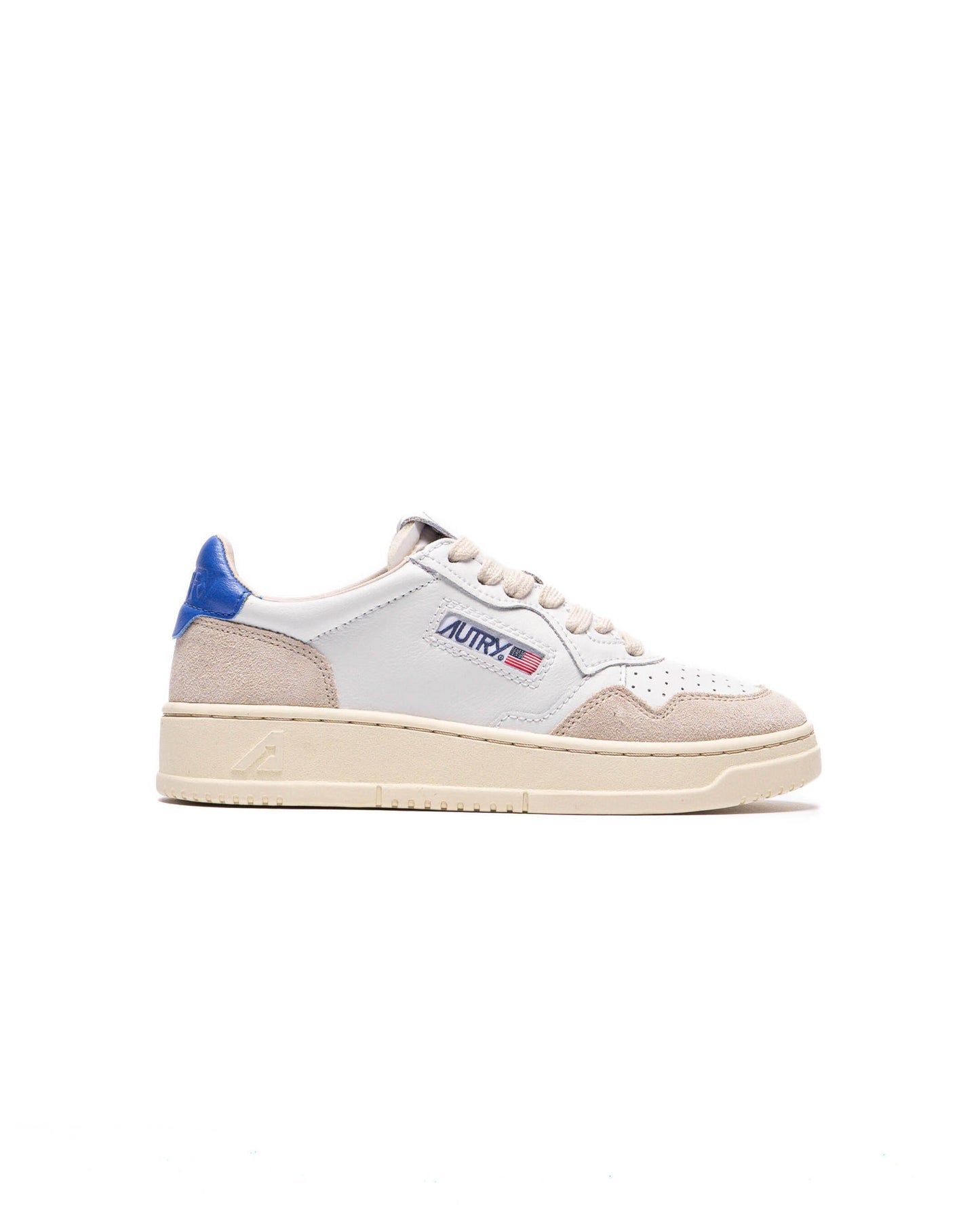 Exclusive Autry Action Shoes WMNS Medalist Low — 5 — Front View