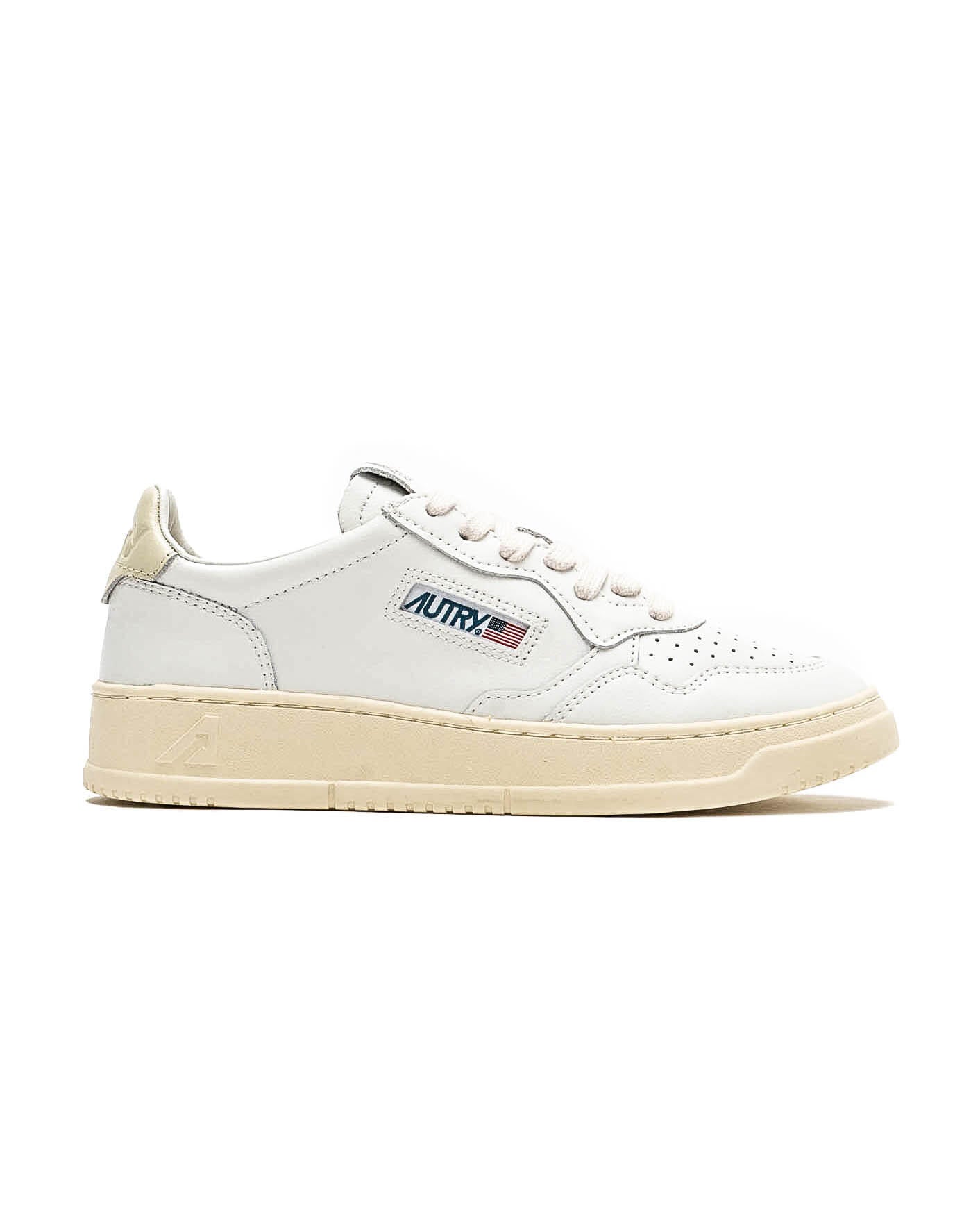 Exclusive Autry Action Shoes WMNS MEDALIST LOW — 5 — Front View