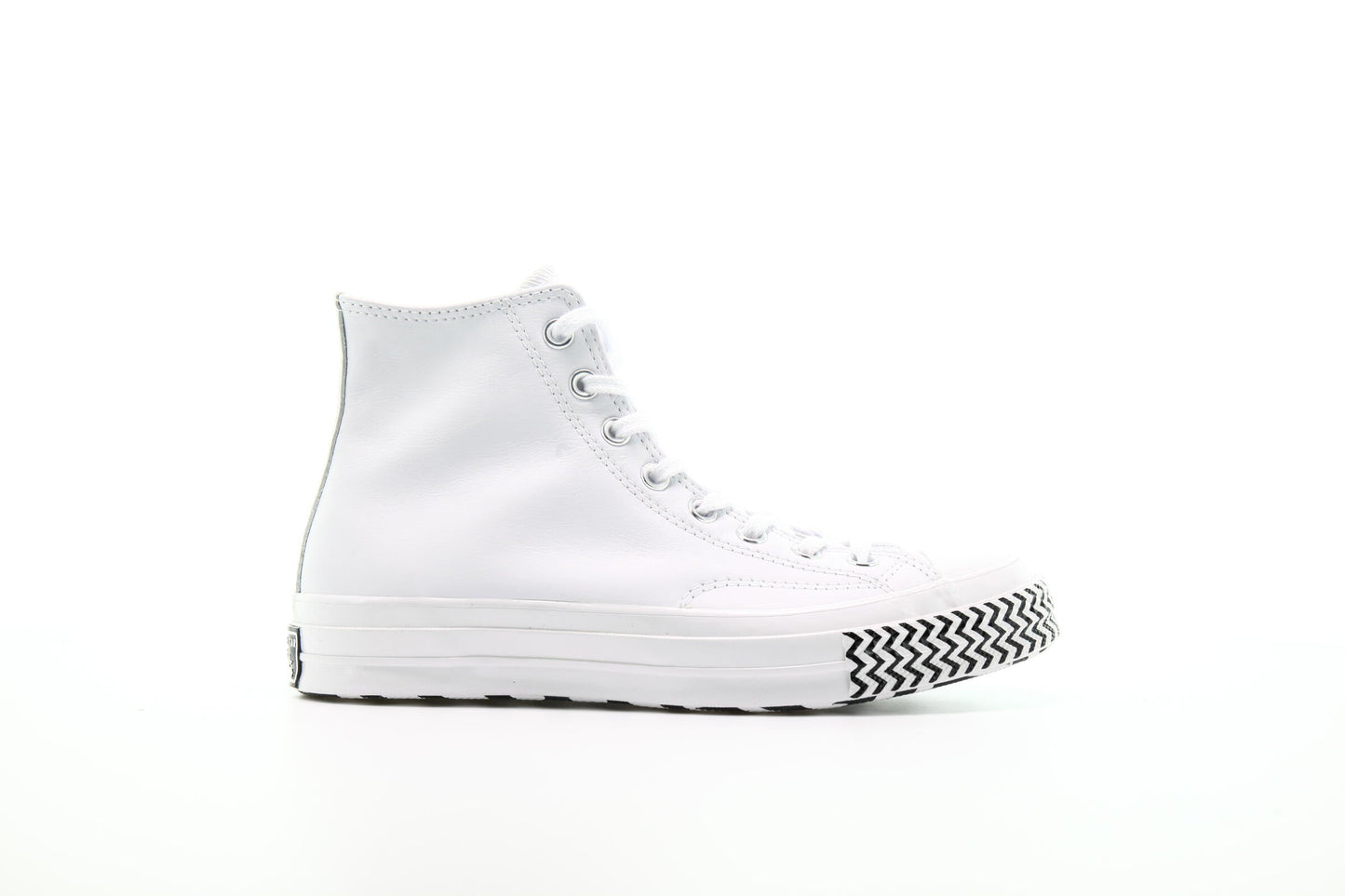 Exclusive Converse Chuck '70 HI Mission-V "White" — 5 — Front View
