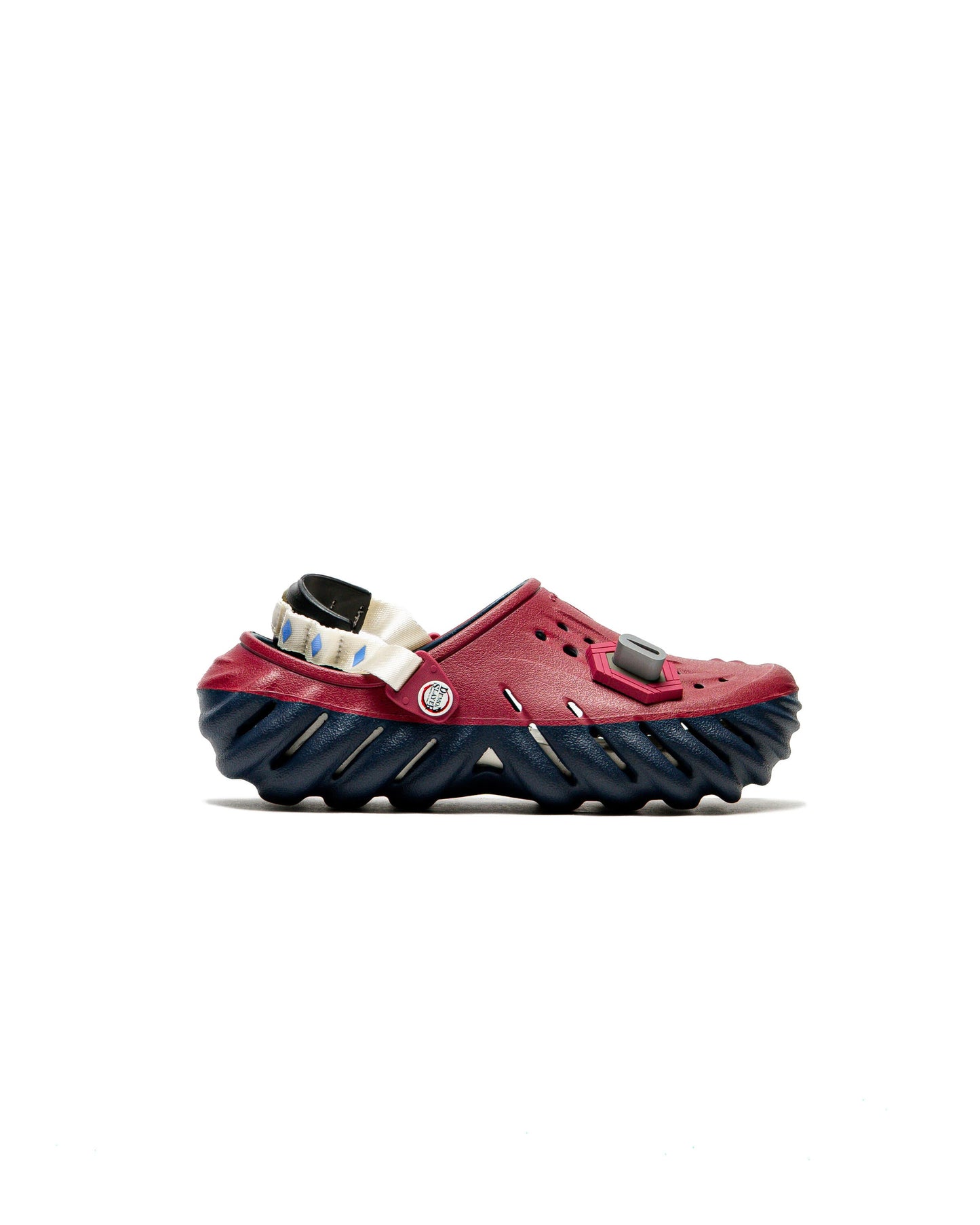 Exclusive Crocs x Demon Slayer Echo Clog 'Giyu' — M2W4 — Front View