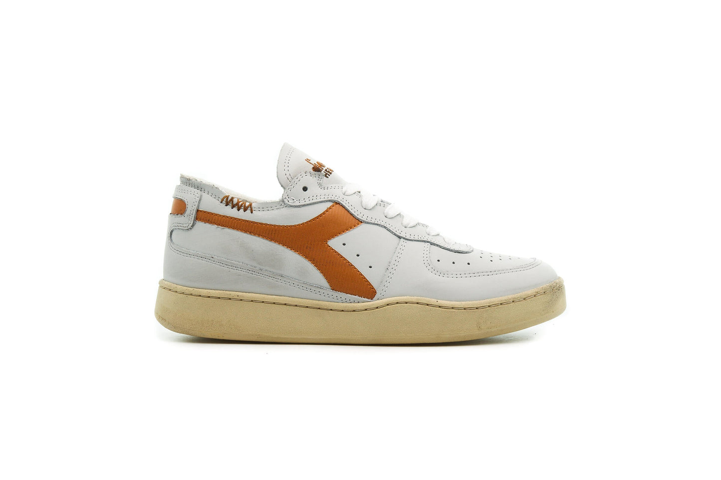 Exclusive Diadora MI BASKET ROW CUT — 1.5 — Front View