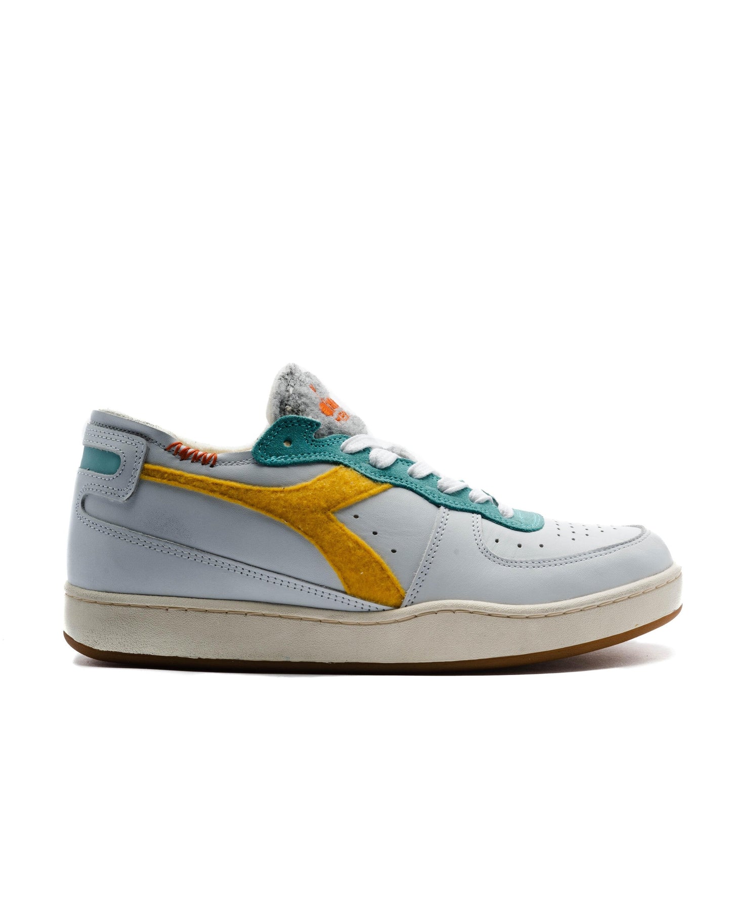 Exclusive diadora Mi Basket Row cut — 1.5 — Front View