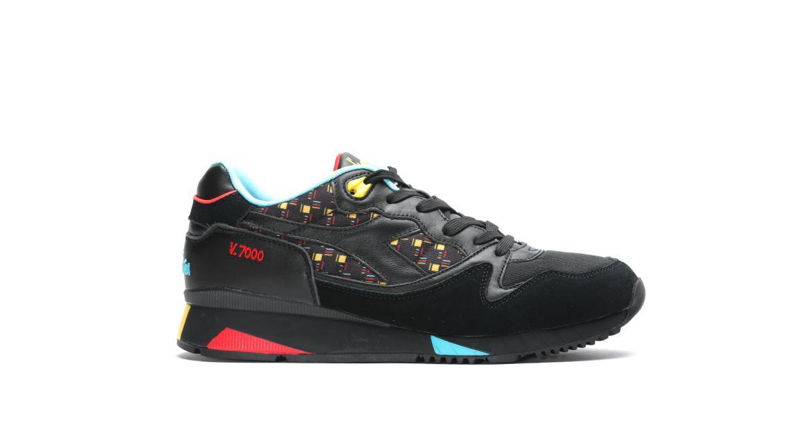 Exclusive Diadora V7000 LITTLE ITALY "BLACK" — 1.5 — Front View