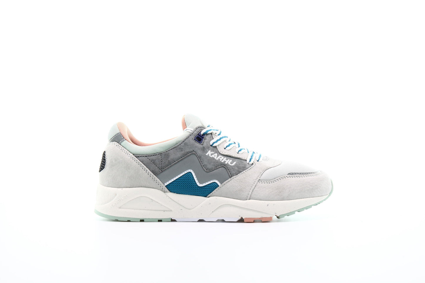 Exclusive Karhu Aria "Wild Dove" — 4 — Front View