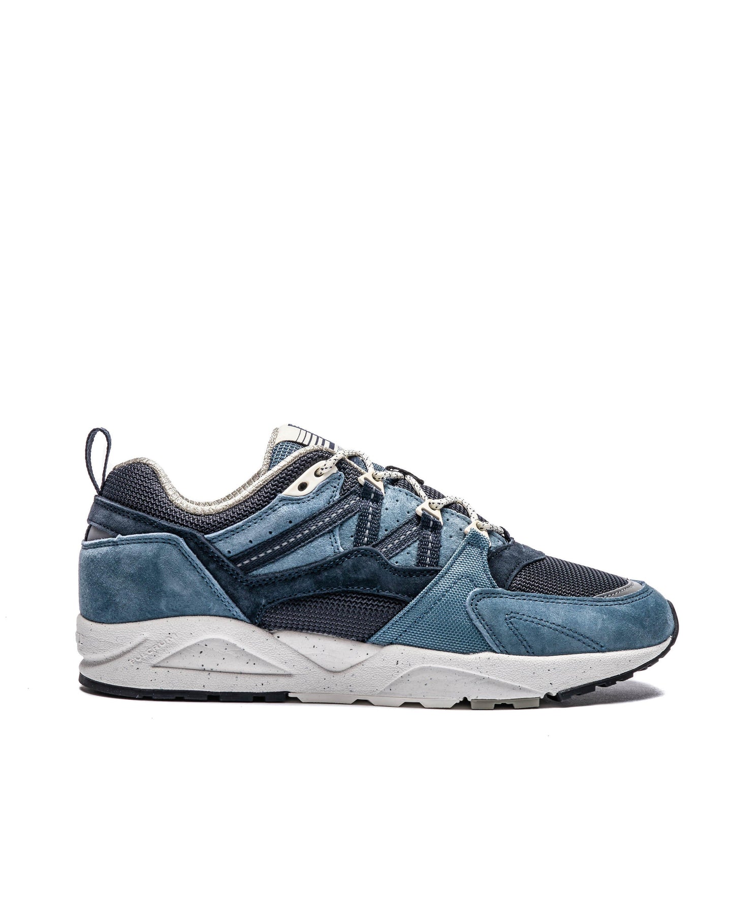 Exclusive Karhu Fusion 2.0 — 4 — Front View