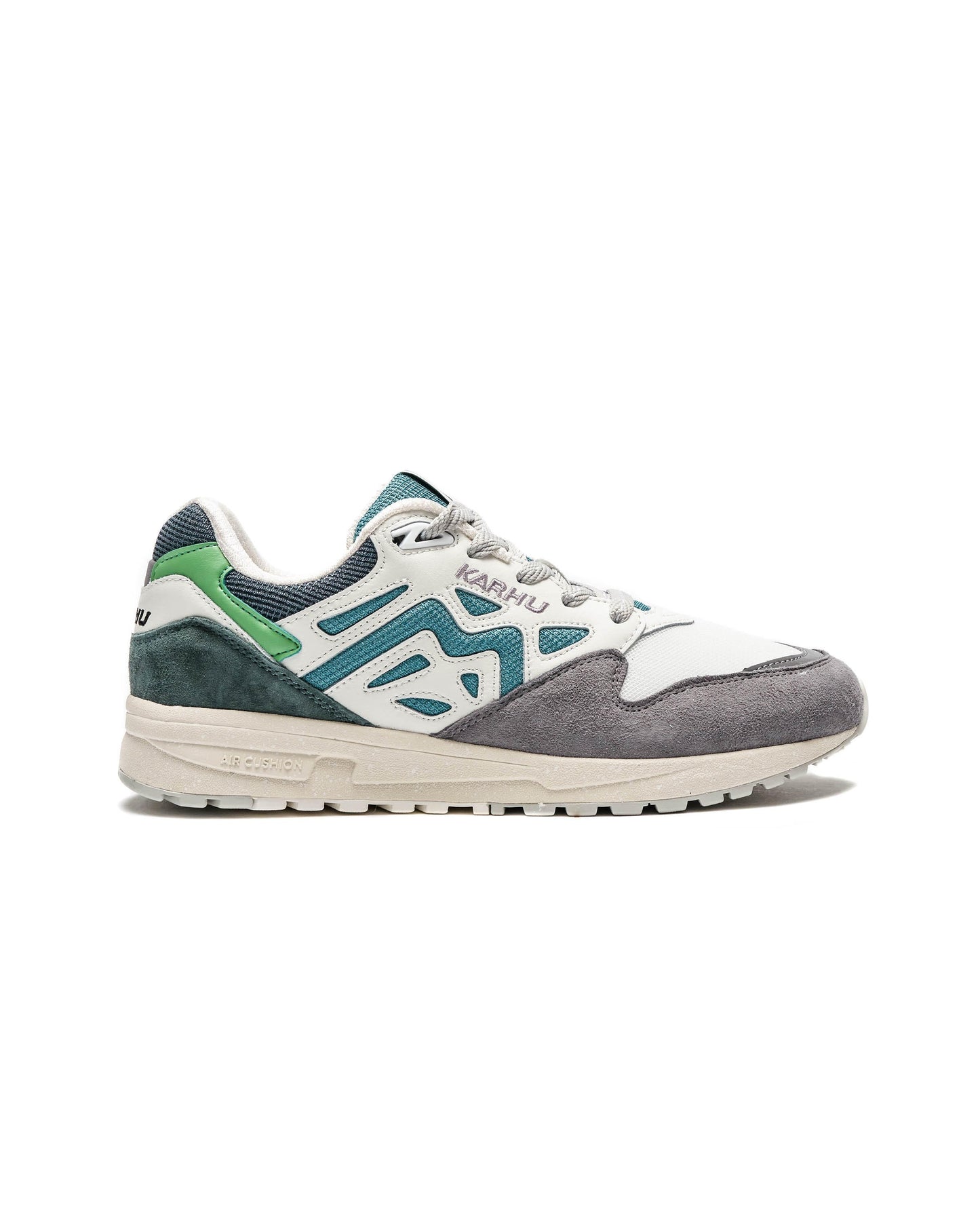 Exclusive Karhu Legacy — 4 — Front View