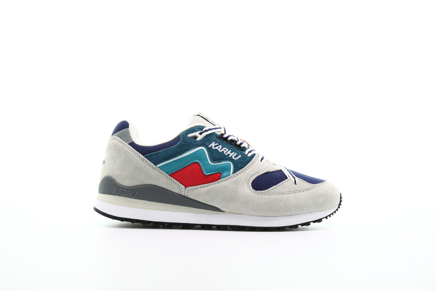 Exclusive Karhu Synchron Classic Rally Pack "Glacier Gray" — 4 — Front View