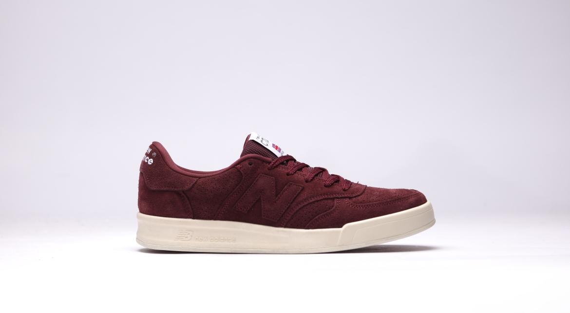 Exclusive New Balance CT 300 SBB — 4 — Front View