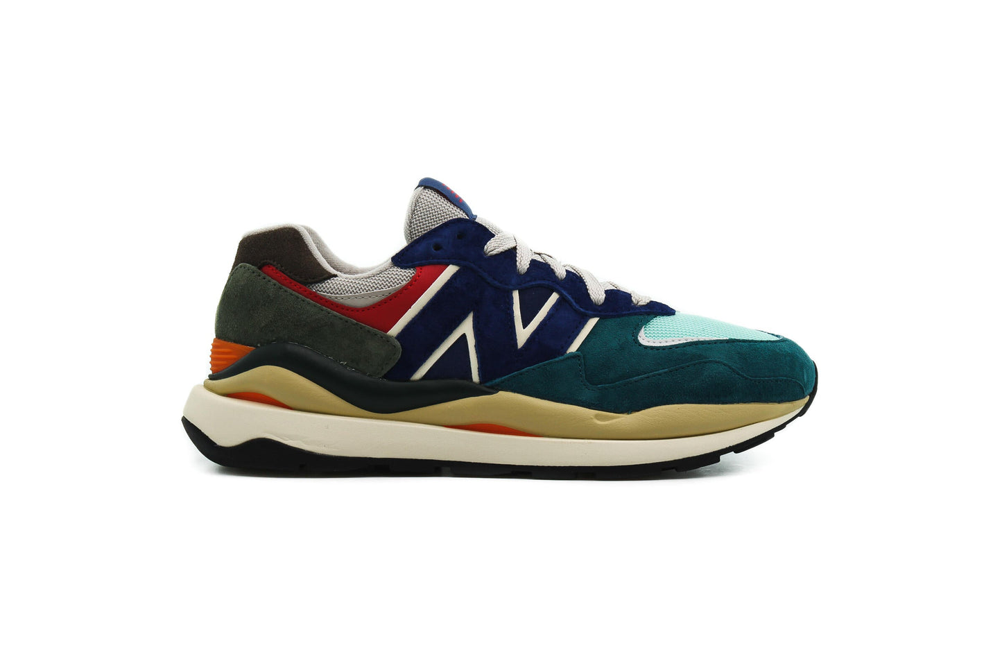 Exclusive New Balance M 5740 FY1 — 4 — Front View